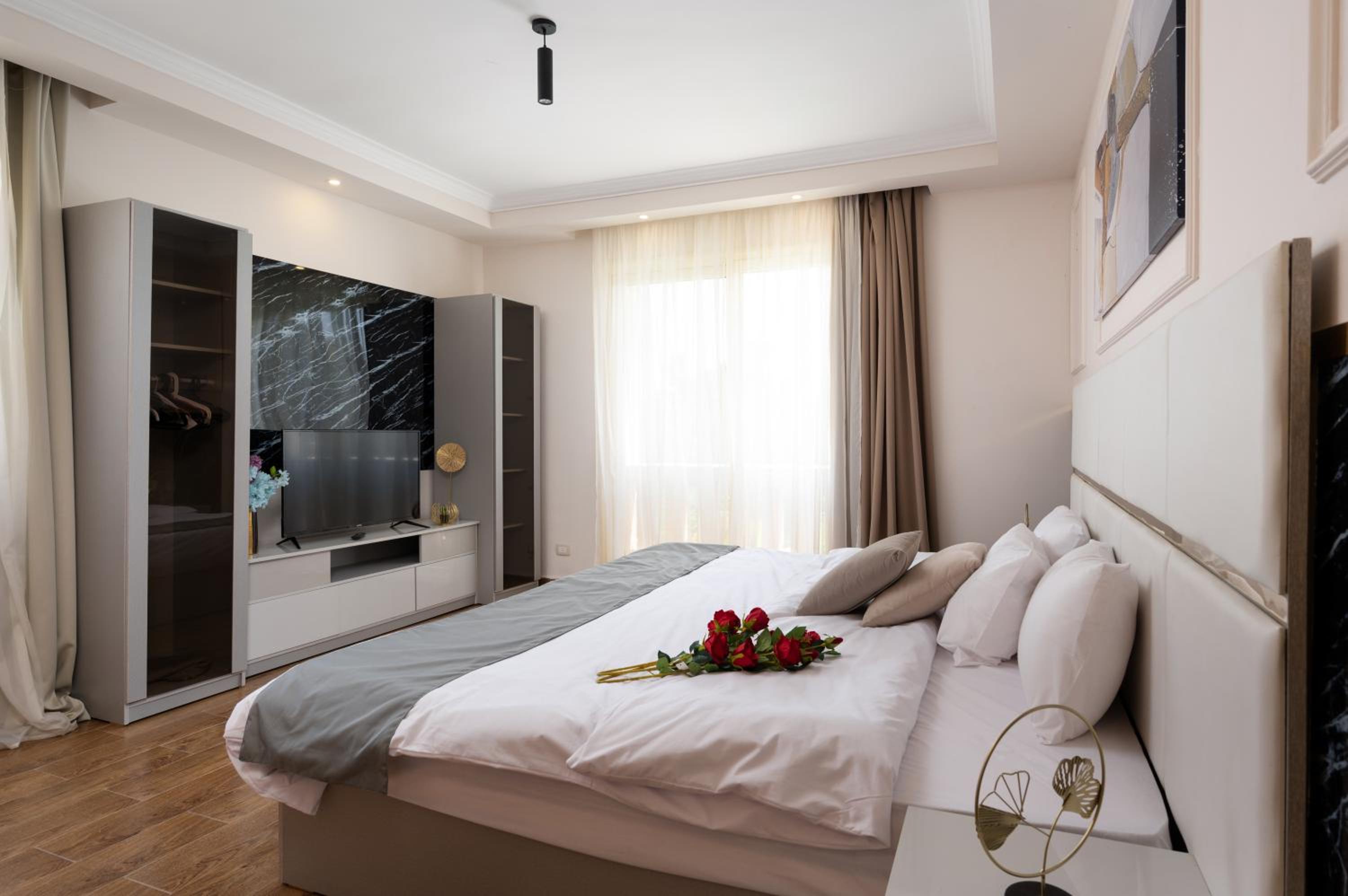 Zyra Luxury villa with pool and Jacuzzi in New Cairo