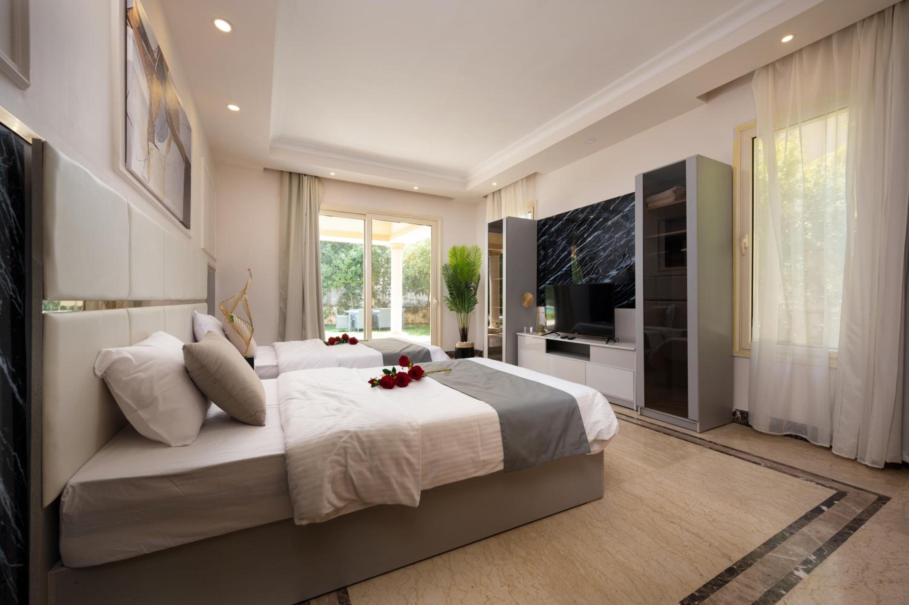 Zyra Luxury villa with pool and Jacuzzi in New Cairo