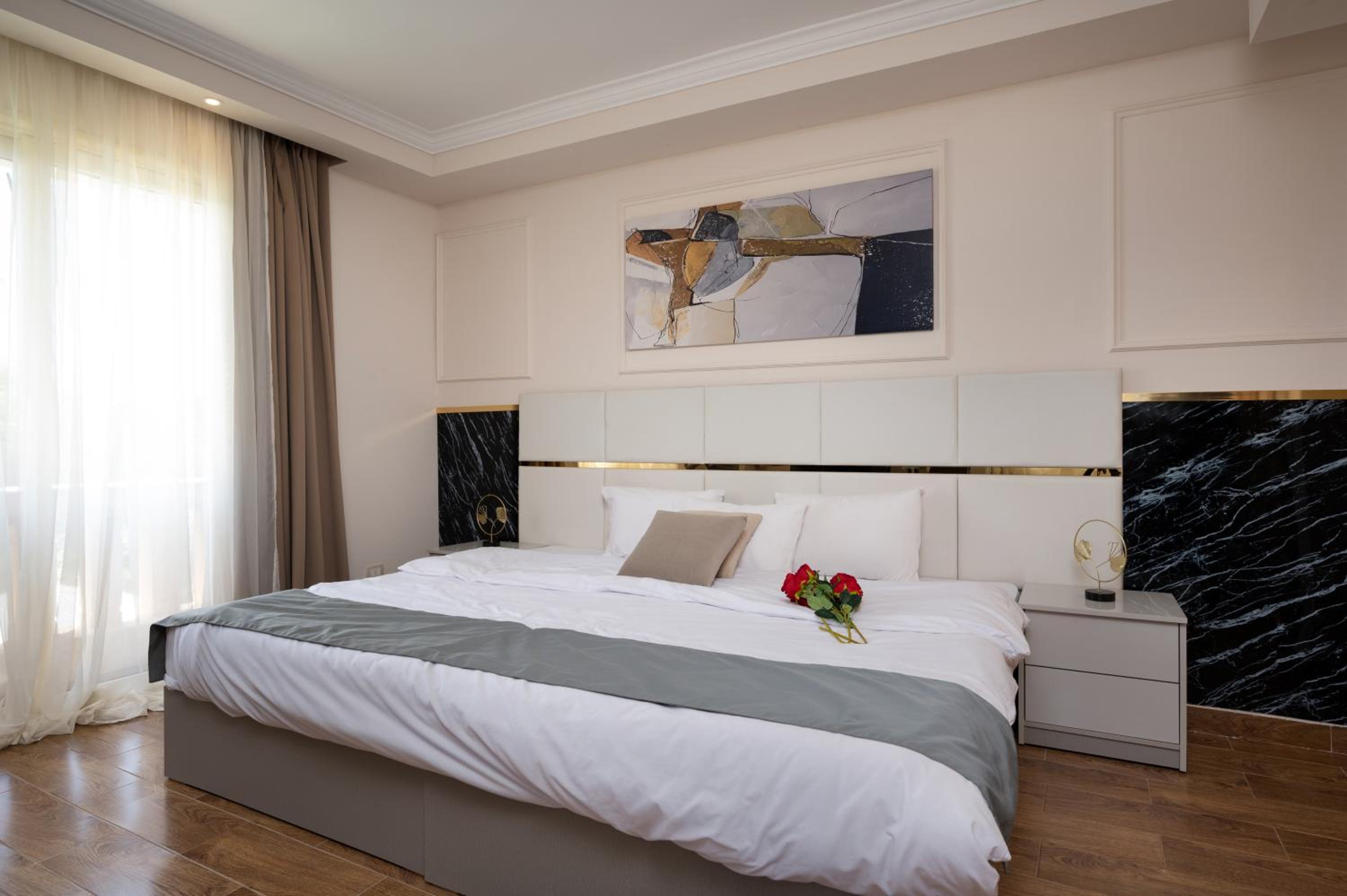 Zyra Luxury villa with pool and Jacuzzi in New Cairo