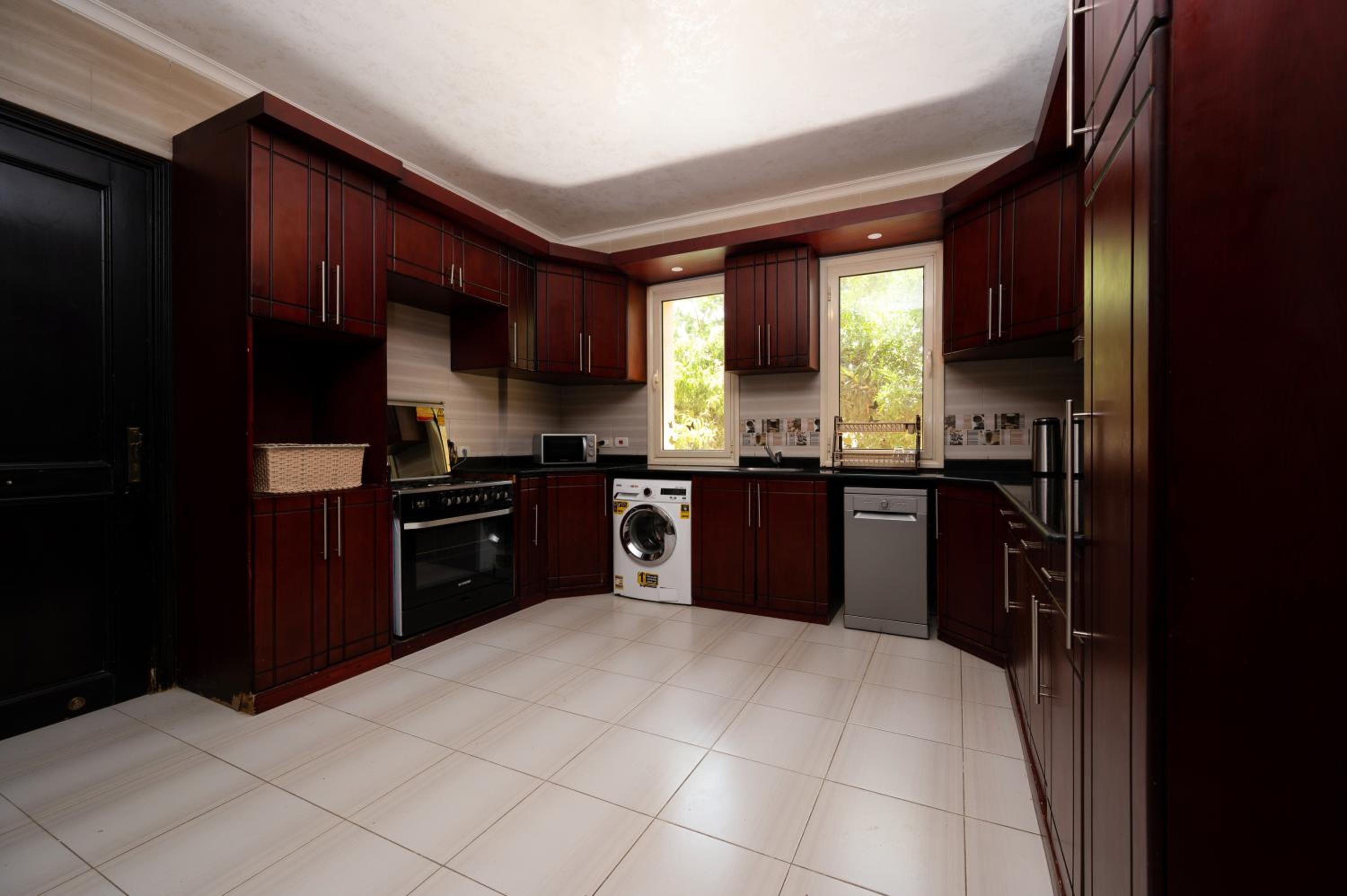 Zyra Luxury villa with pool and Jacuzzi in New Cairo
