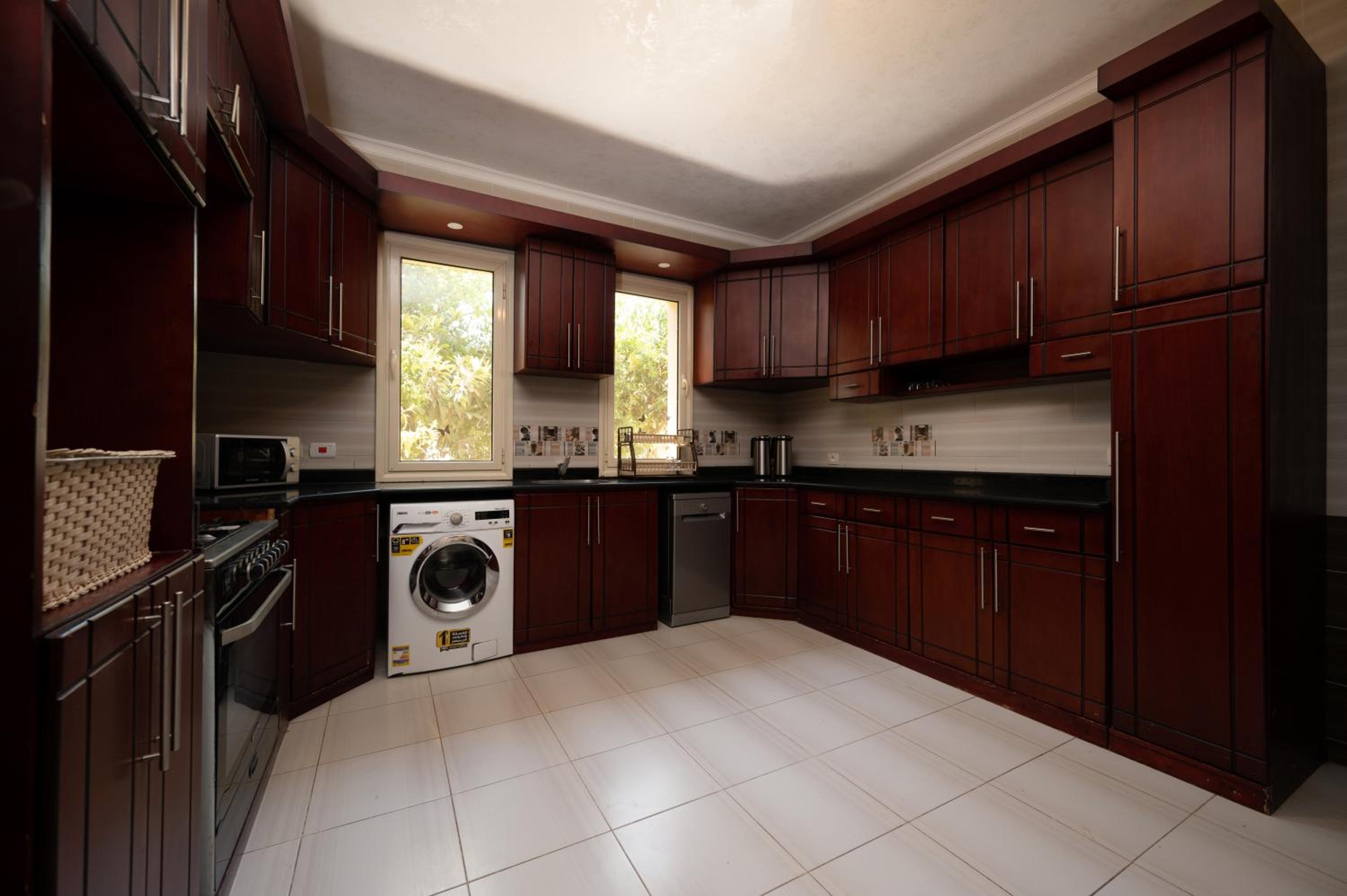 Zyra Luxury villa with pool and Jacuzzi in New Cairo