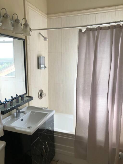 Murano Studio in the Heart of Koreatown
