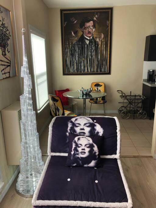 Murano Studio in the Heart of Koreatown