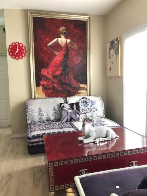 Murano Studio in the Heart of Koreatown