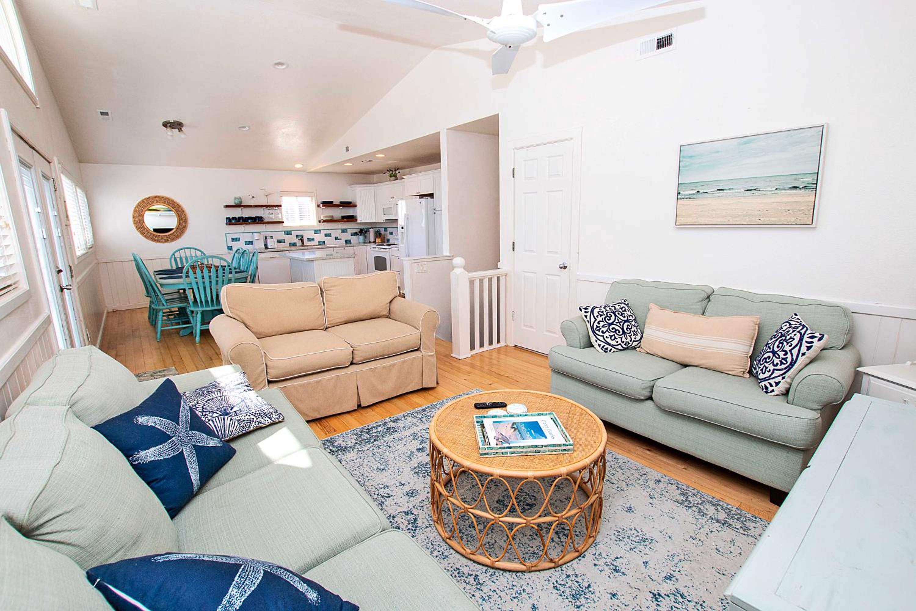 Oceanside, Hot Tub, Oceanside, Close to Ocean! NH301, Driftwood Dreaming view 4