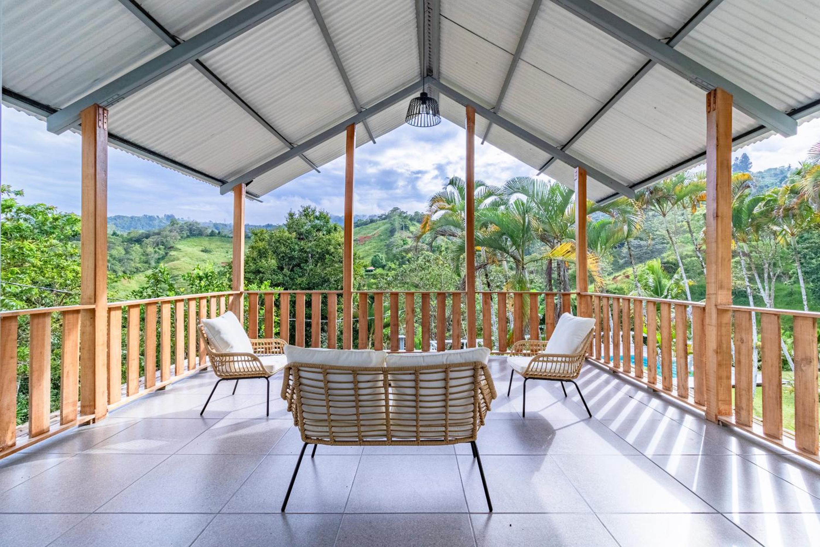 Finca Mango - 40 acre paradise