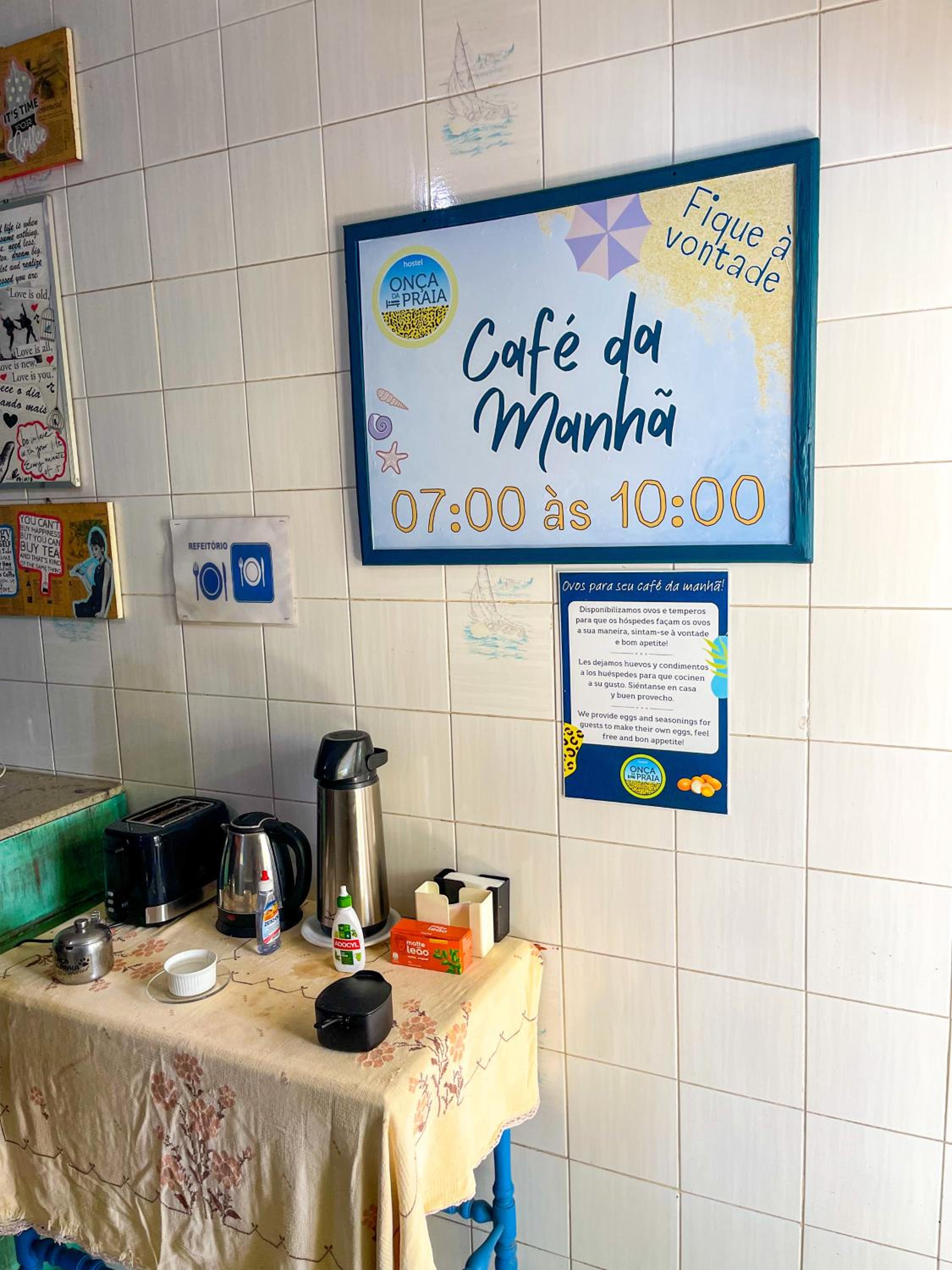 Onça da Praia Hostel
