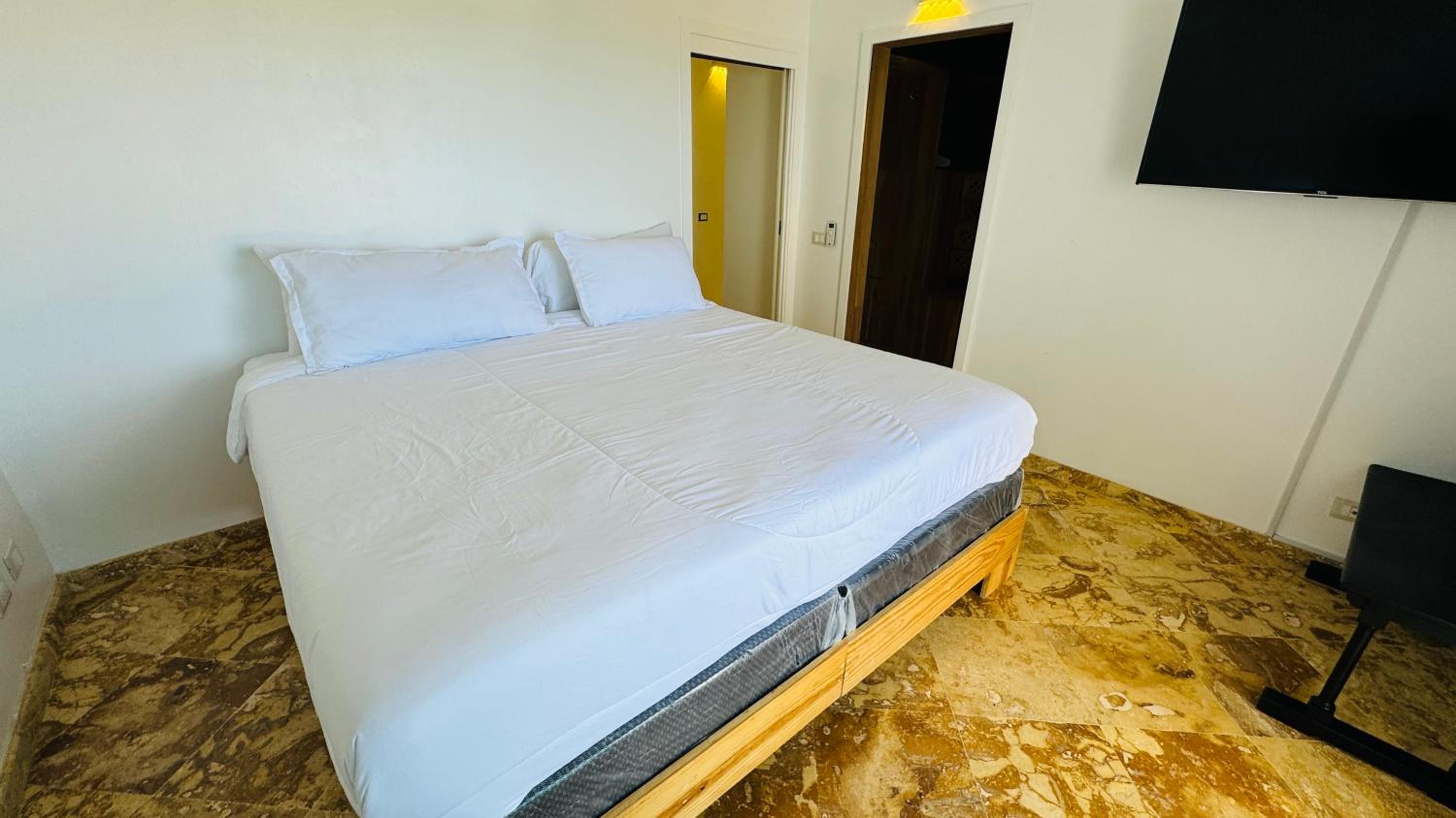 Hillside Oceanview Villa