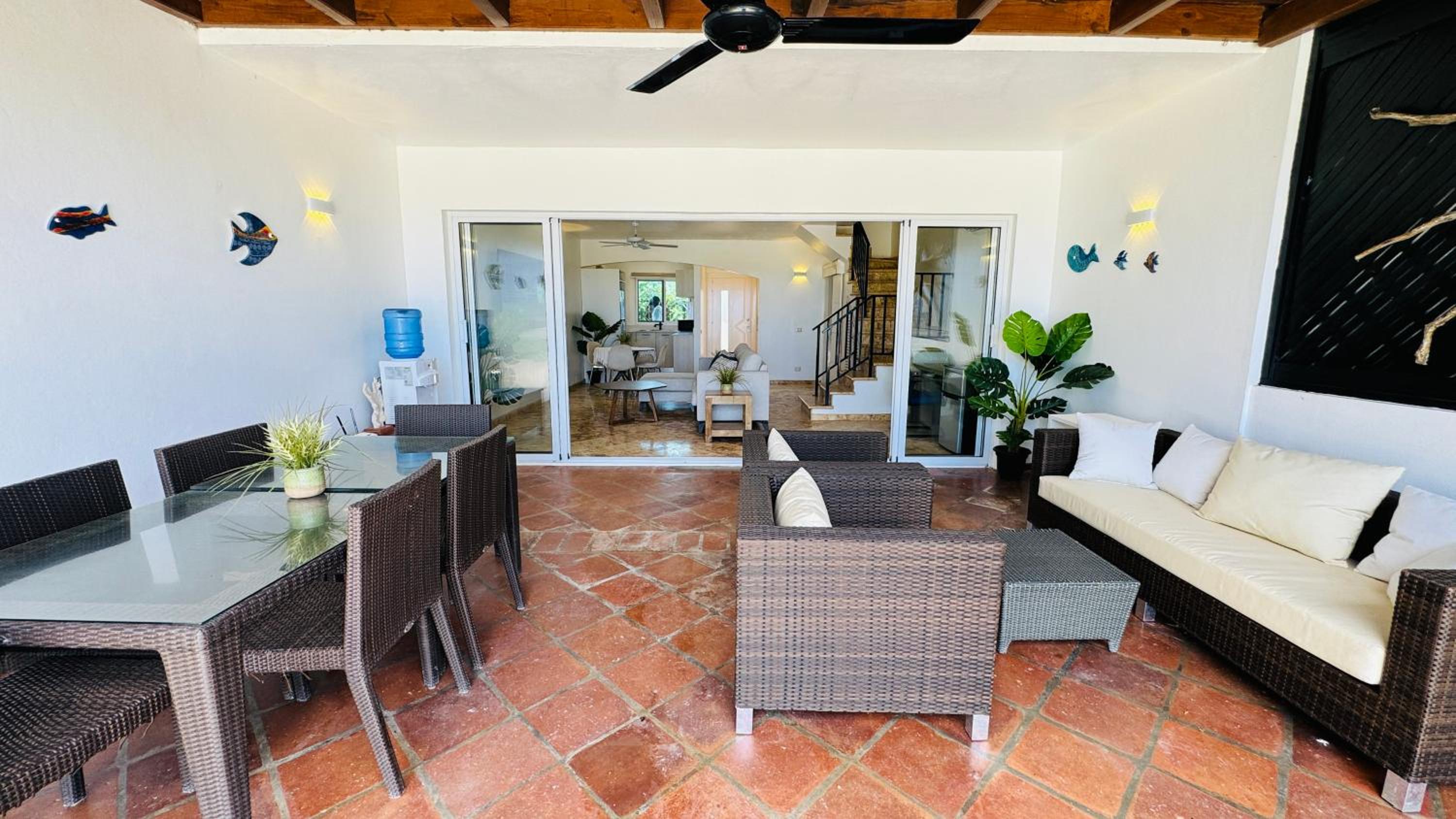 Hillside Oceanview Villa