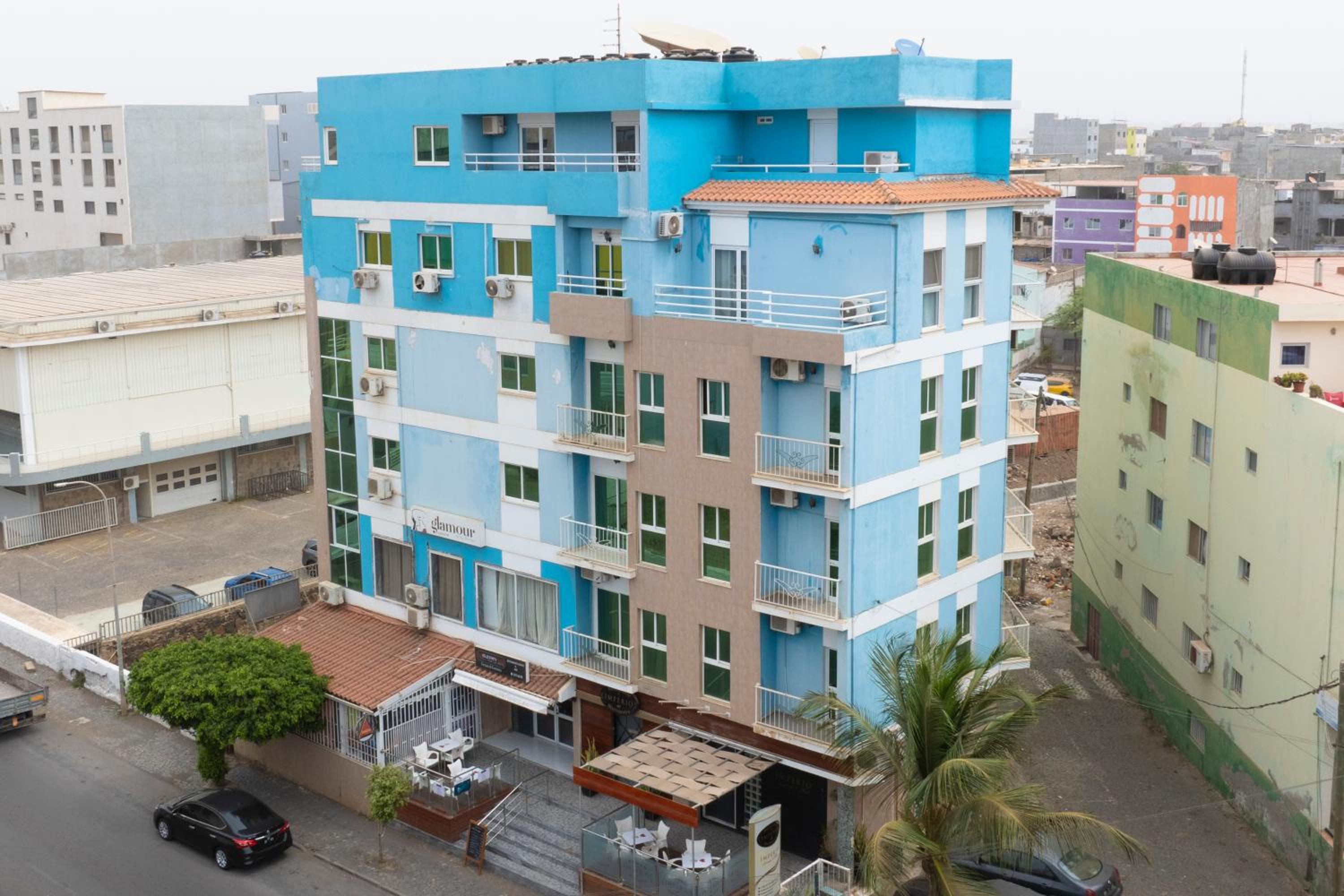 Palmarejo Gem: 2-bdr apt near Praça center - LCGR