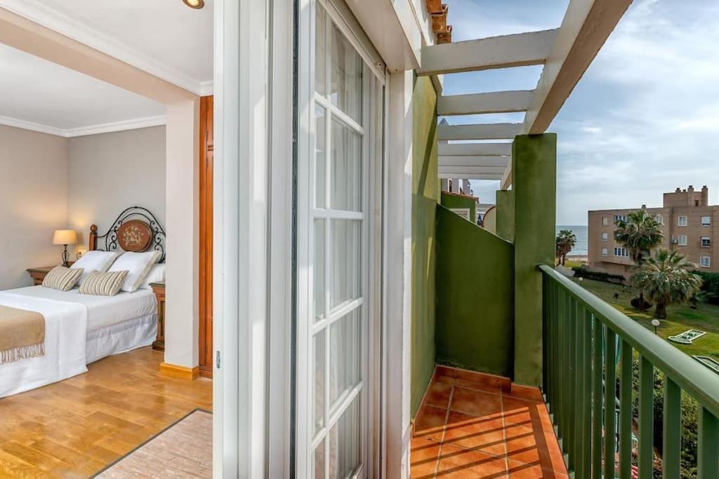 Beach Duplex with Sea views