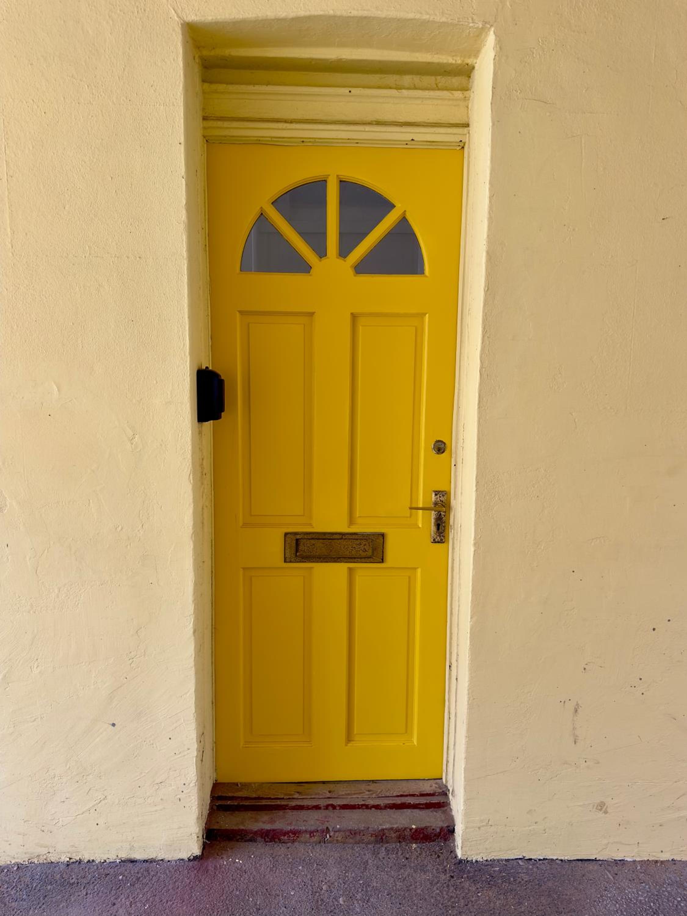 The Buttercup - 3 Double Bedrooms - 3 Minutes Walk to Beach