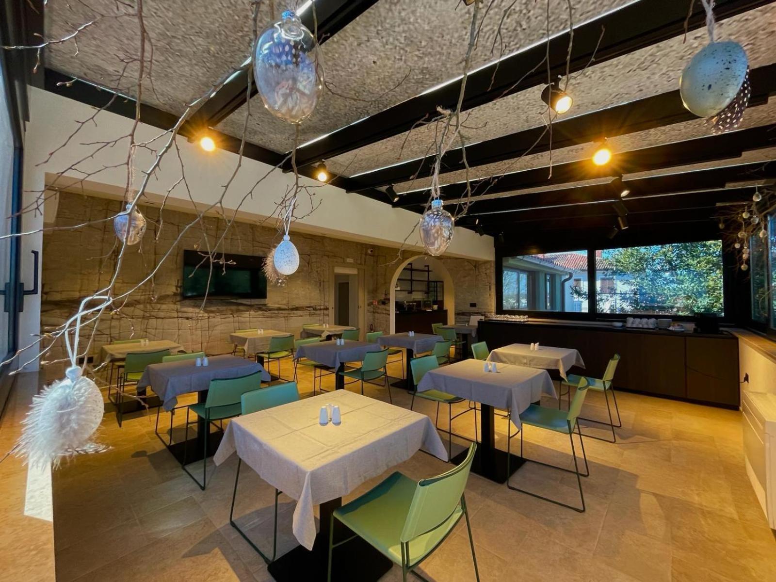 Arena Prestige Rooms