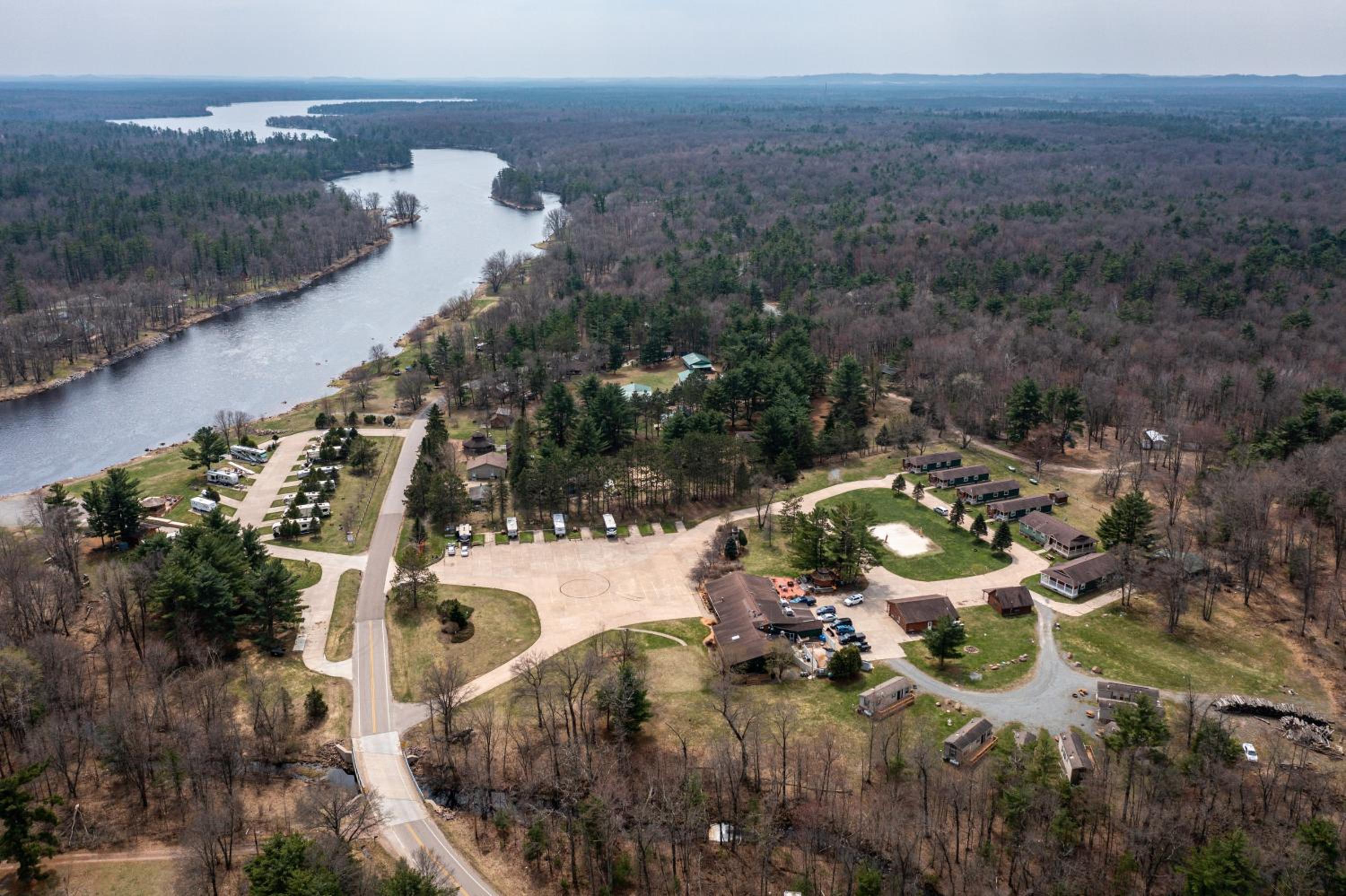 6 Guests 3br, Fully Furnished, On-site Enjoyment view 2
