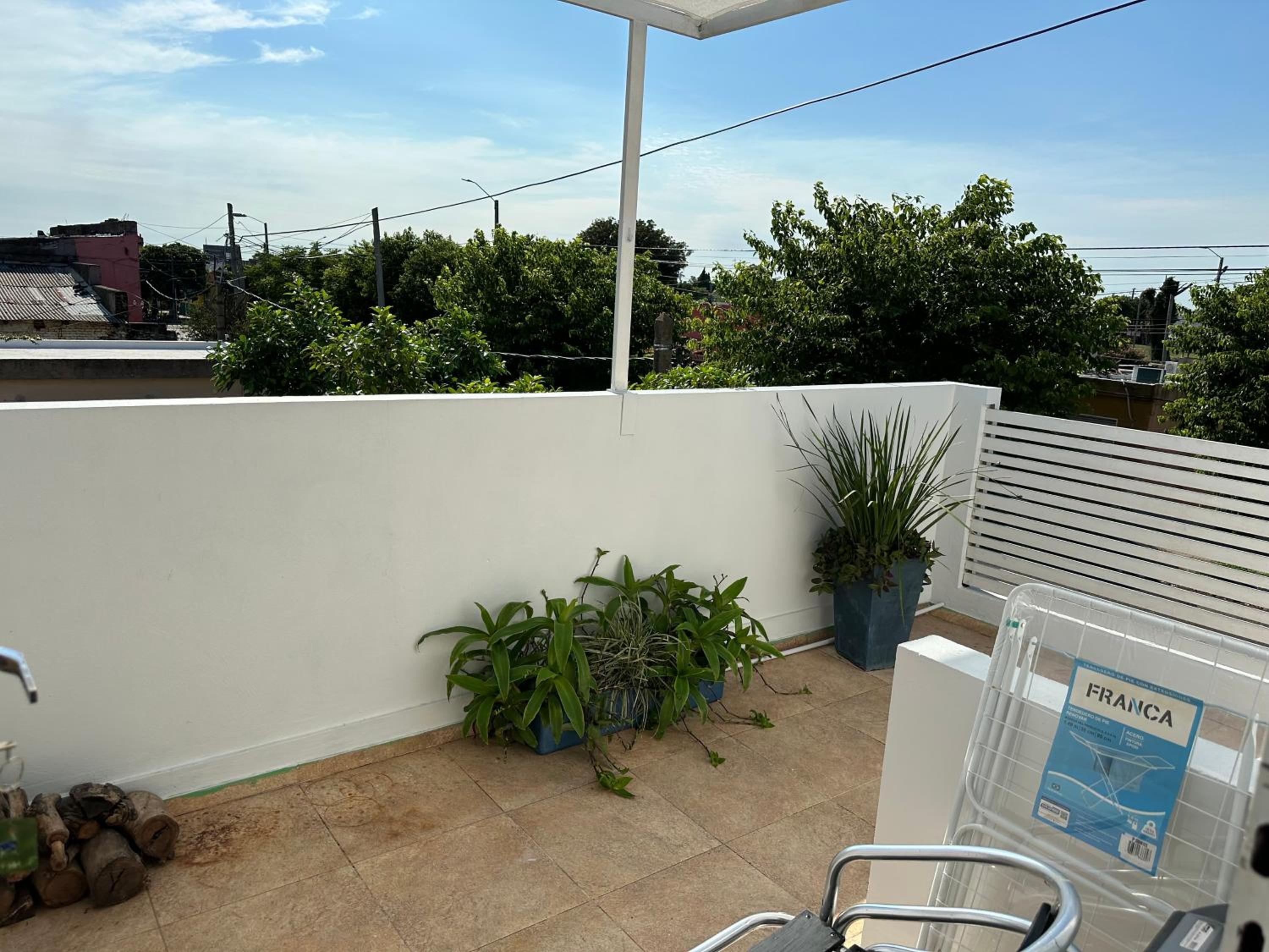 Impecable apartamento a 5 minutos de la terminal view 3