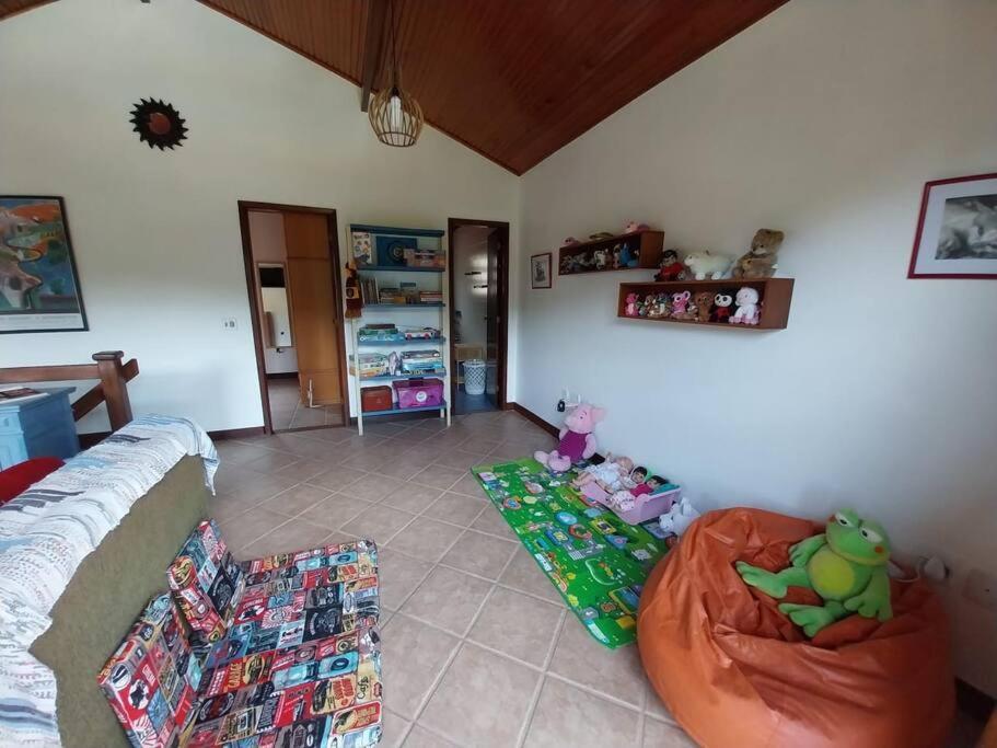 Villa Monni - Miguel Pereira
