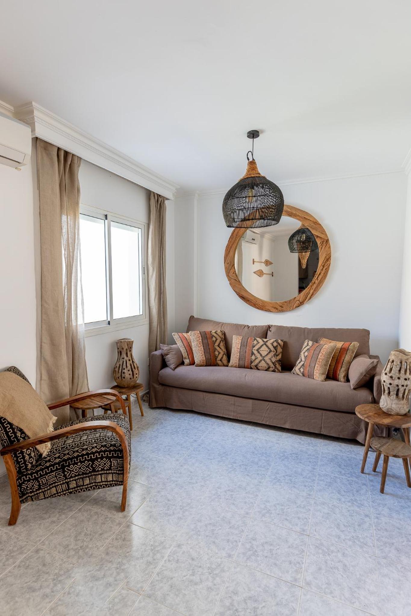 Driftwood 2 Bedroom Apartment - Earthy, Peaceful, Calm view 5