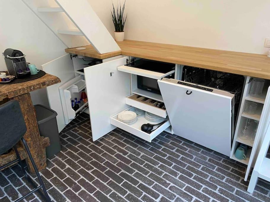 The Conservatory, a cosy holiday home located central between Gent Antwerpen & Brussel