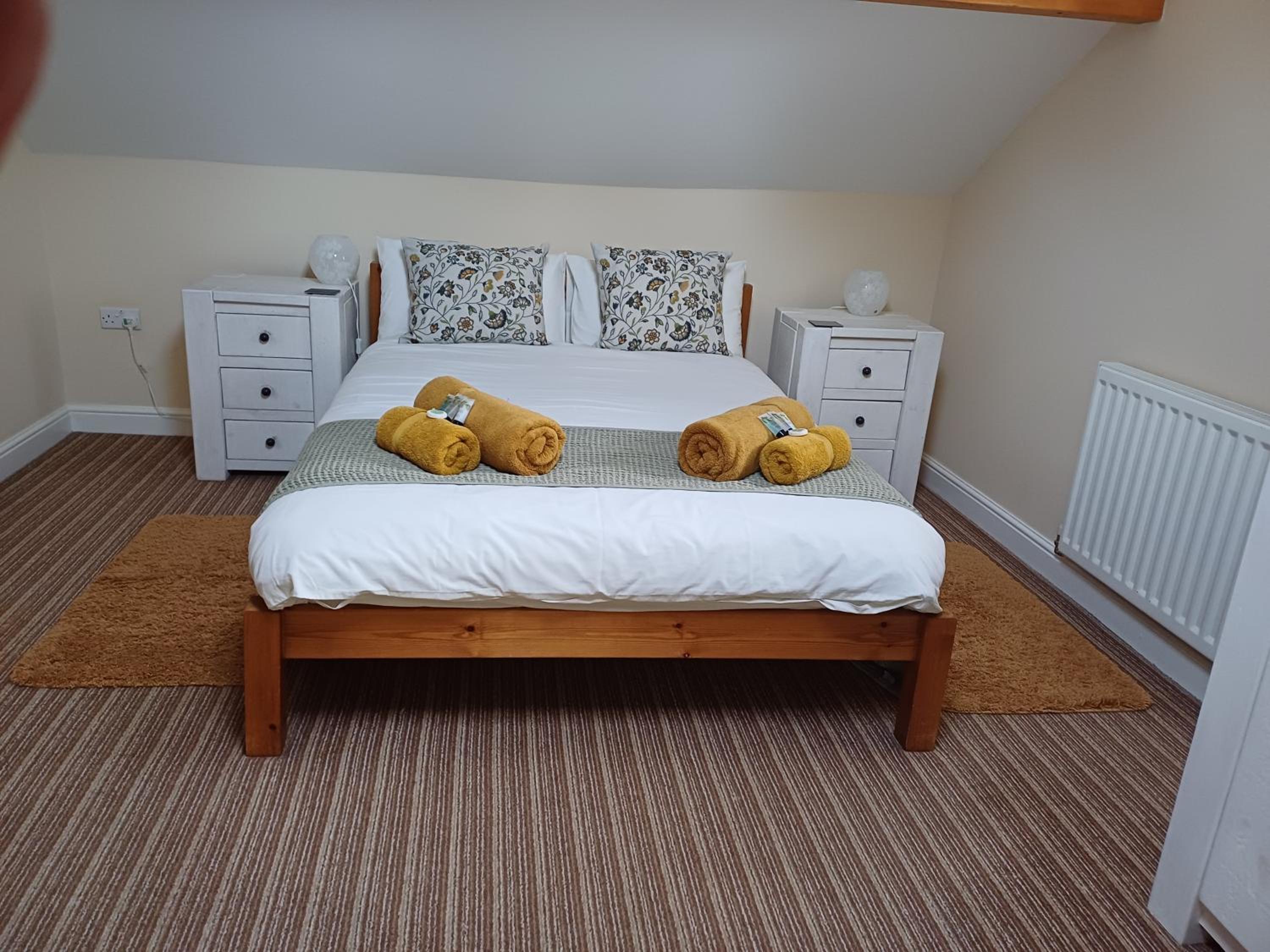 Acorn Cottage, Ashover view 4