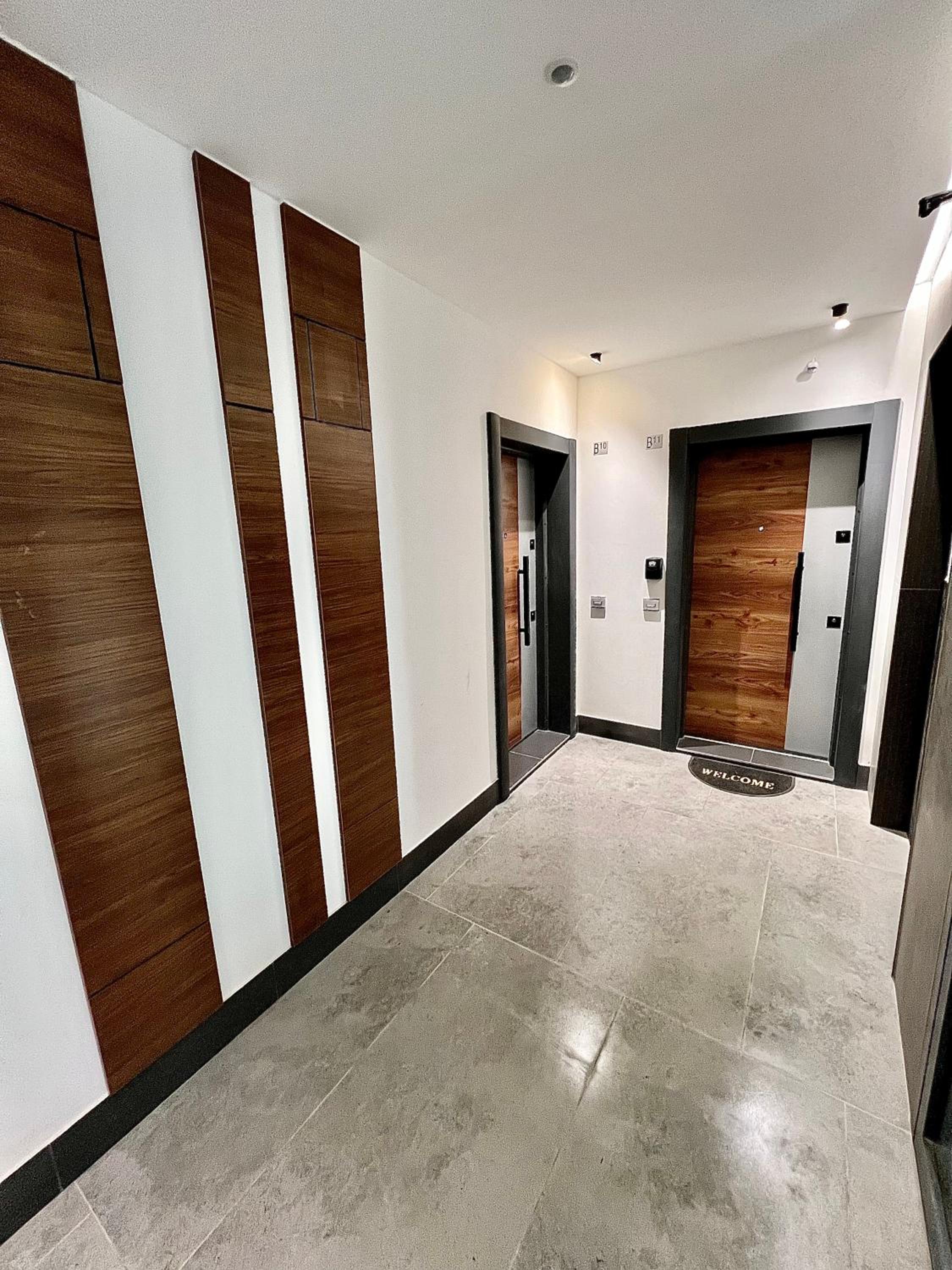 Stracciatella Homes Apartment