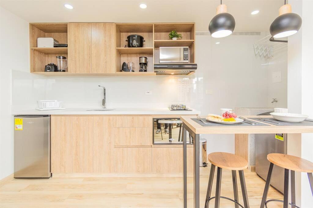 NEW! Homey Loft El Tesoro-Fast Wifi