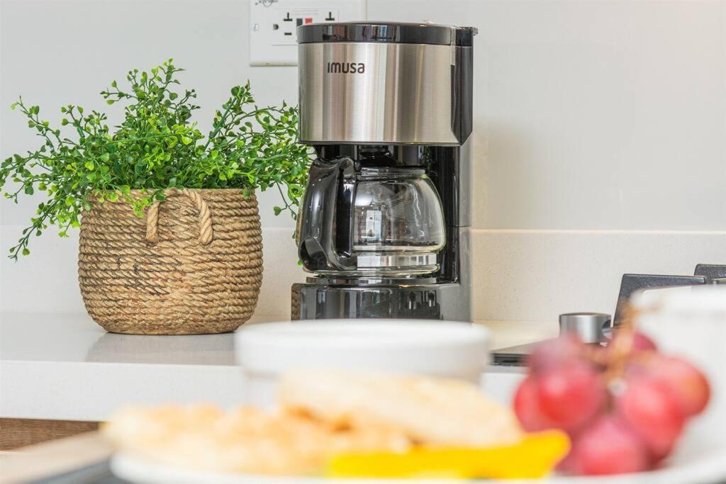 NEW! Homey Loft El Tesoro-Fast Wifi