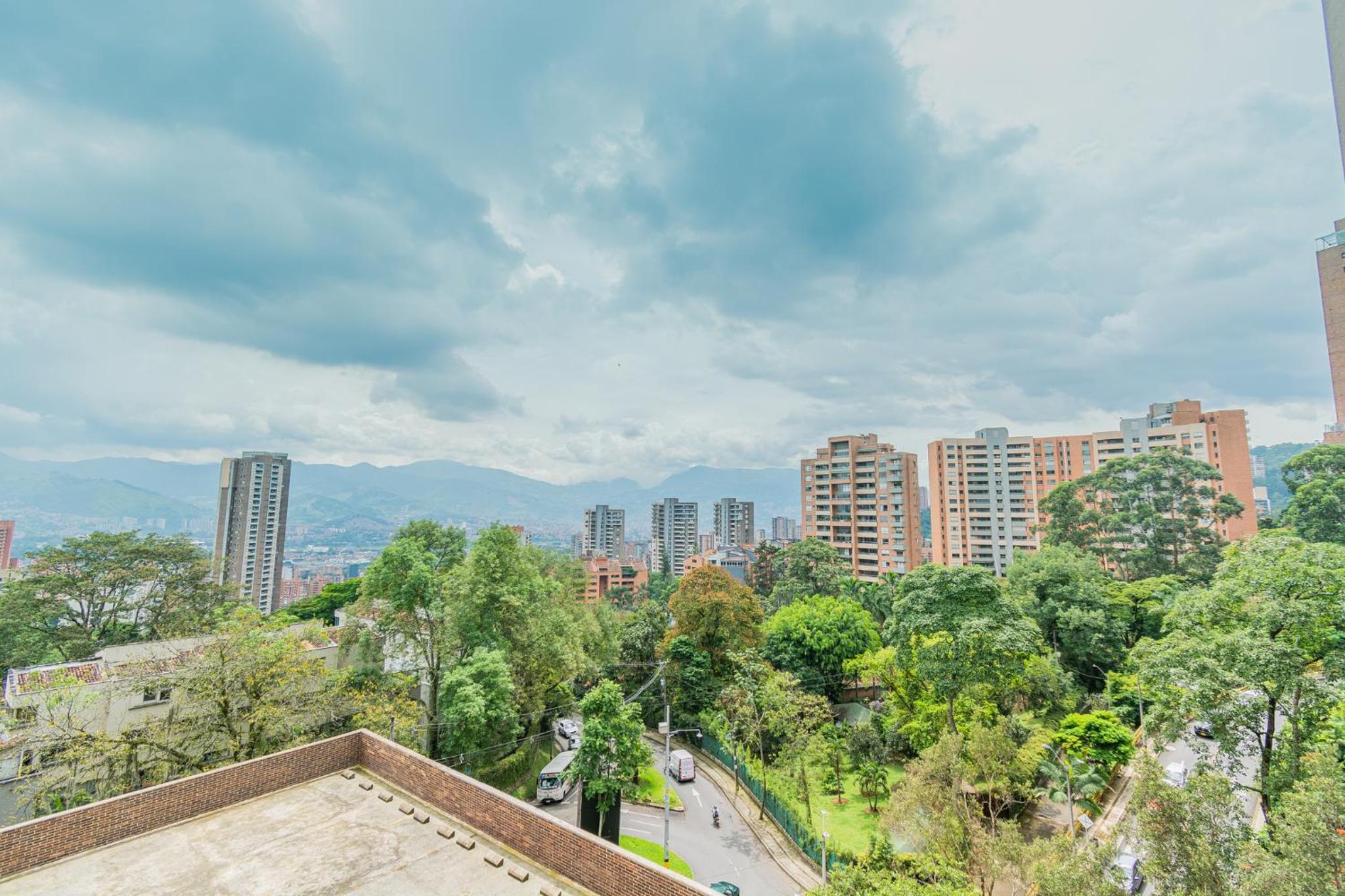NEW! Homey Loft El Tesoro-Fast Wifi