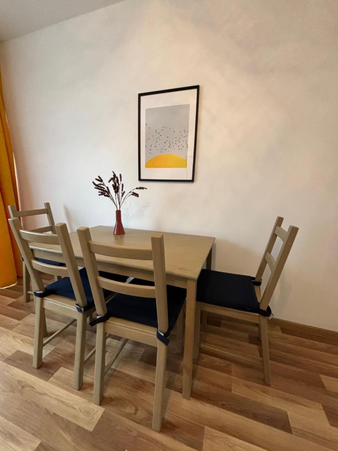 Smooth Life Apartment