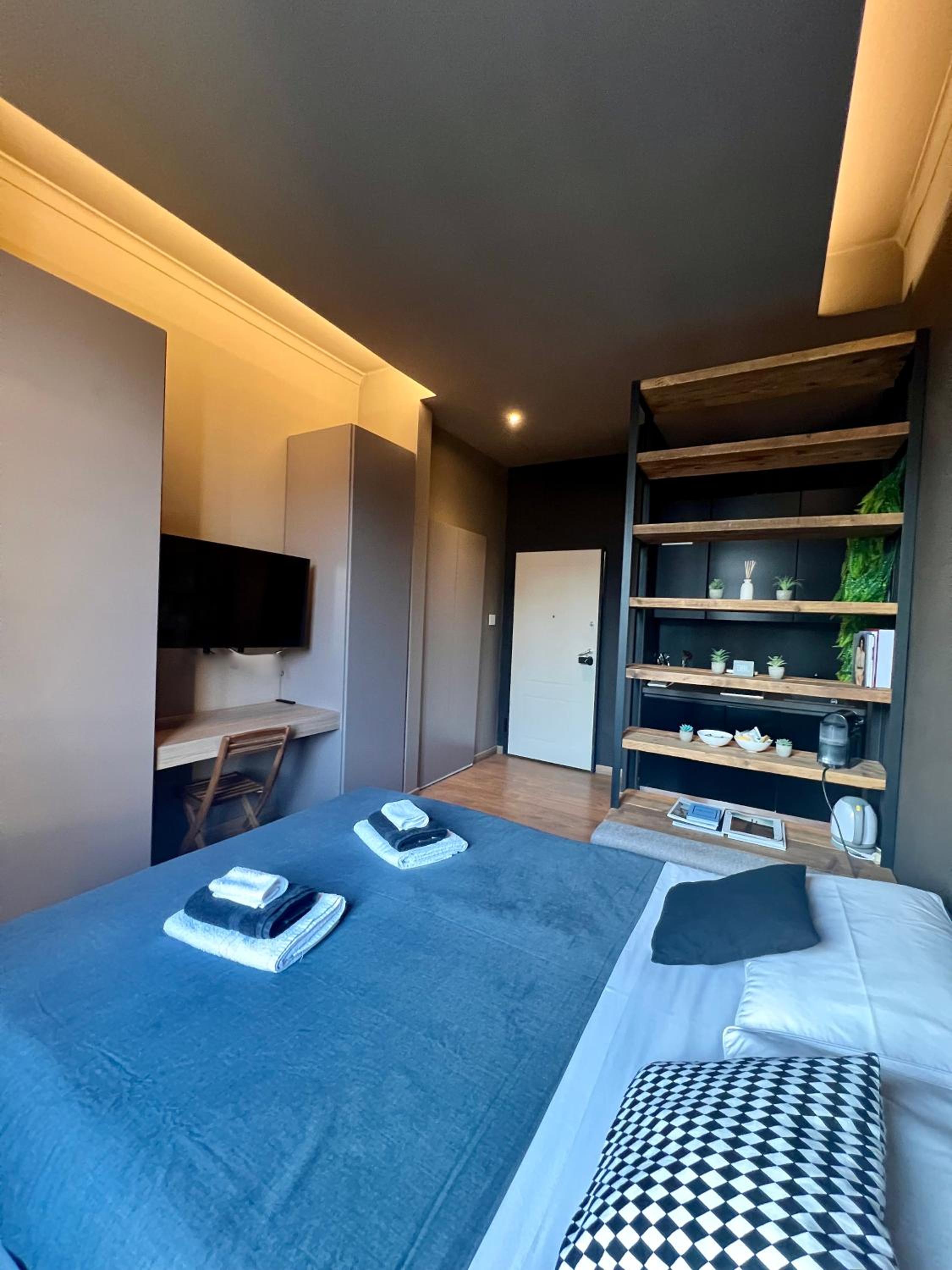 NEW LUXURY STUNNING BILO APARTMENT IN THE HEART OF MILAN MOSCOVA