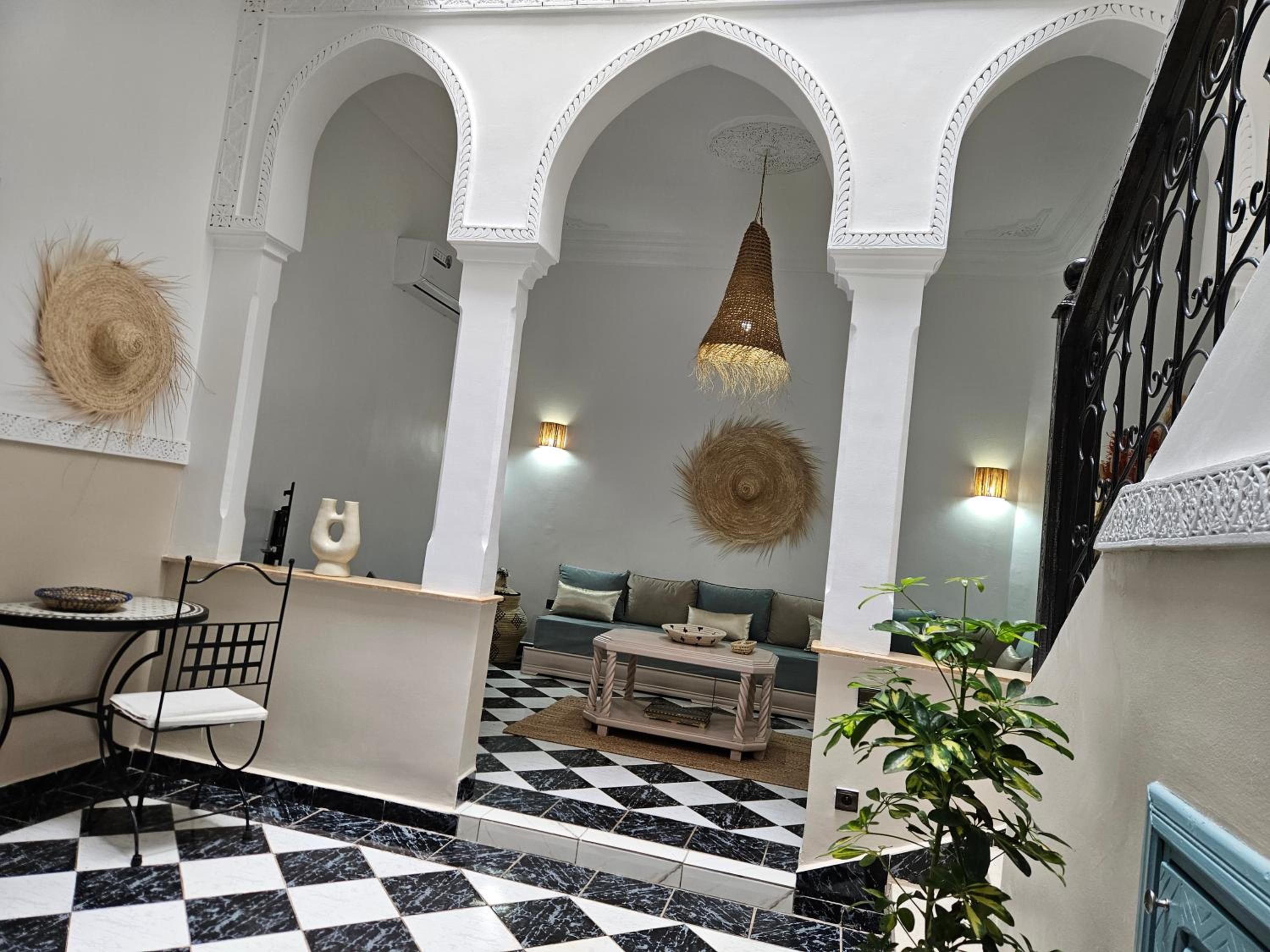 lounge