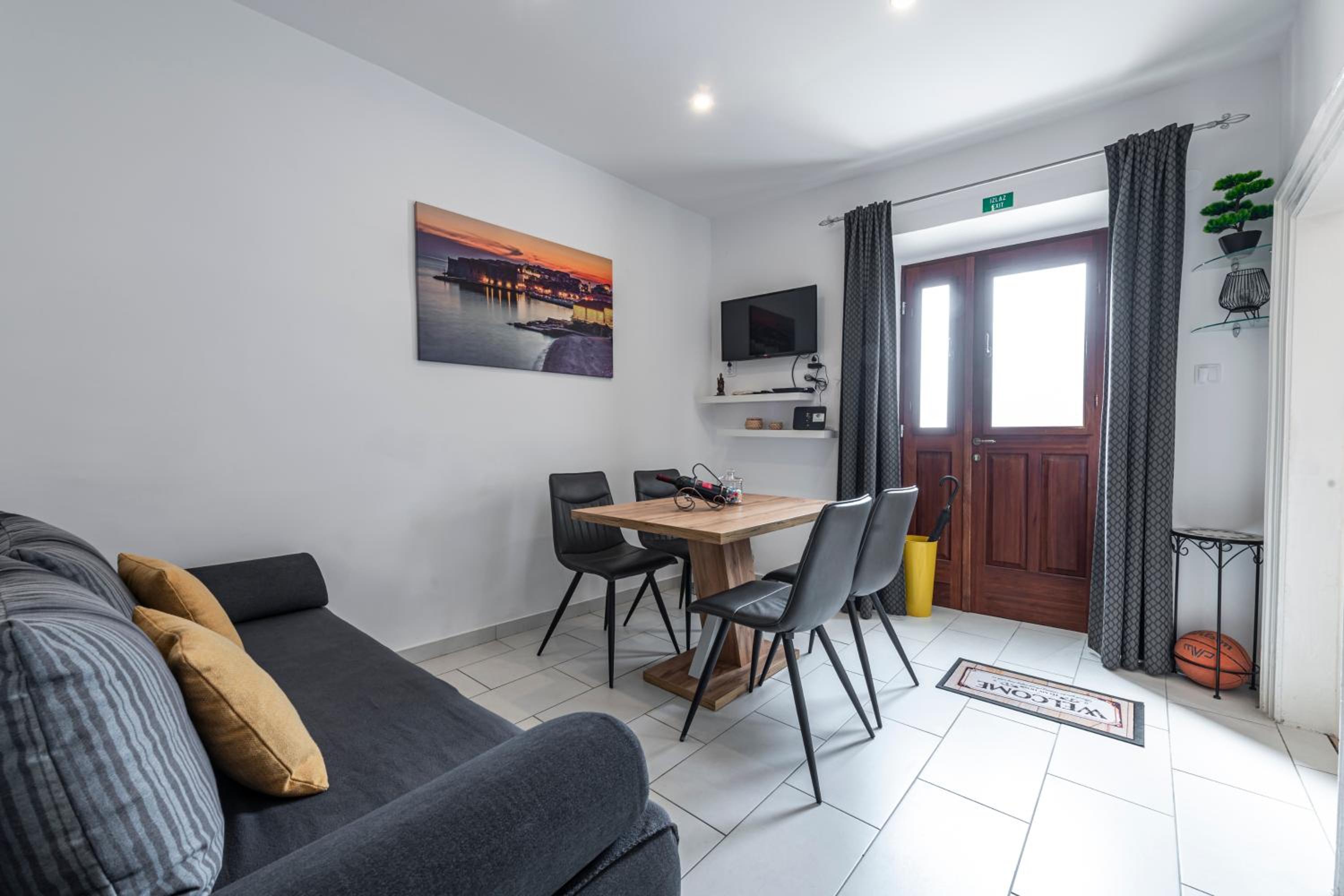 Welcome Apartment - Old Town