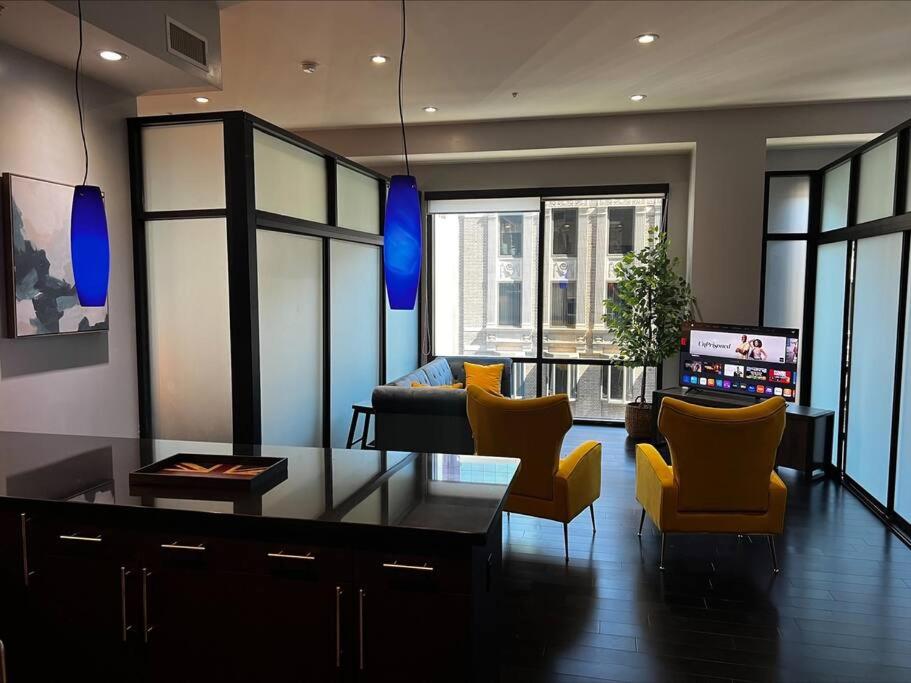 Condo in the heart of downtown