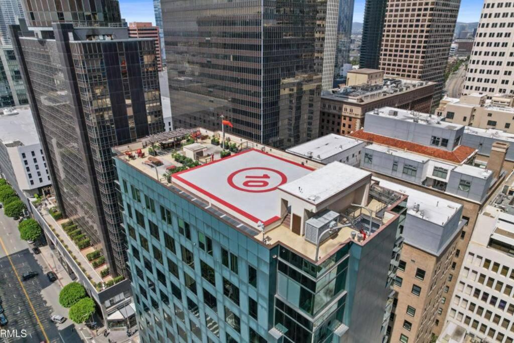 Condo in the heart of downtown
