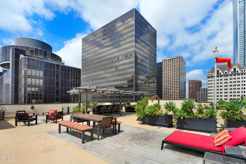 Condo in the heart of downtown