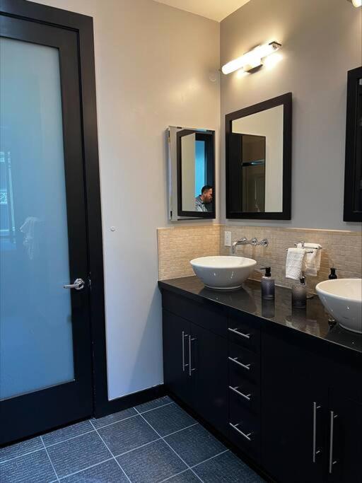 Condo in the heart of downtown