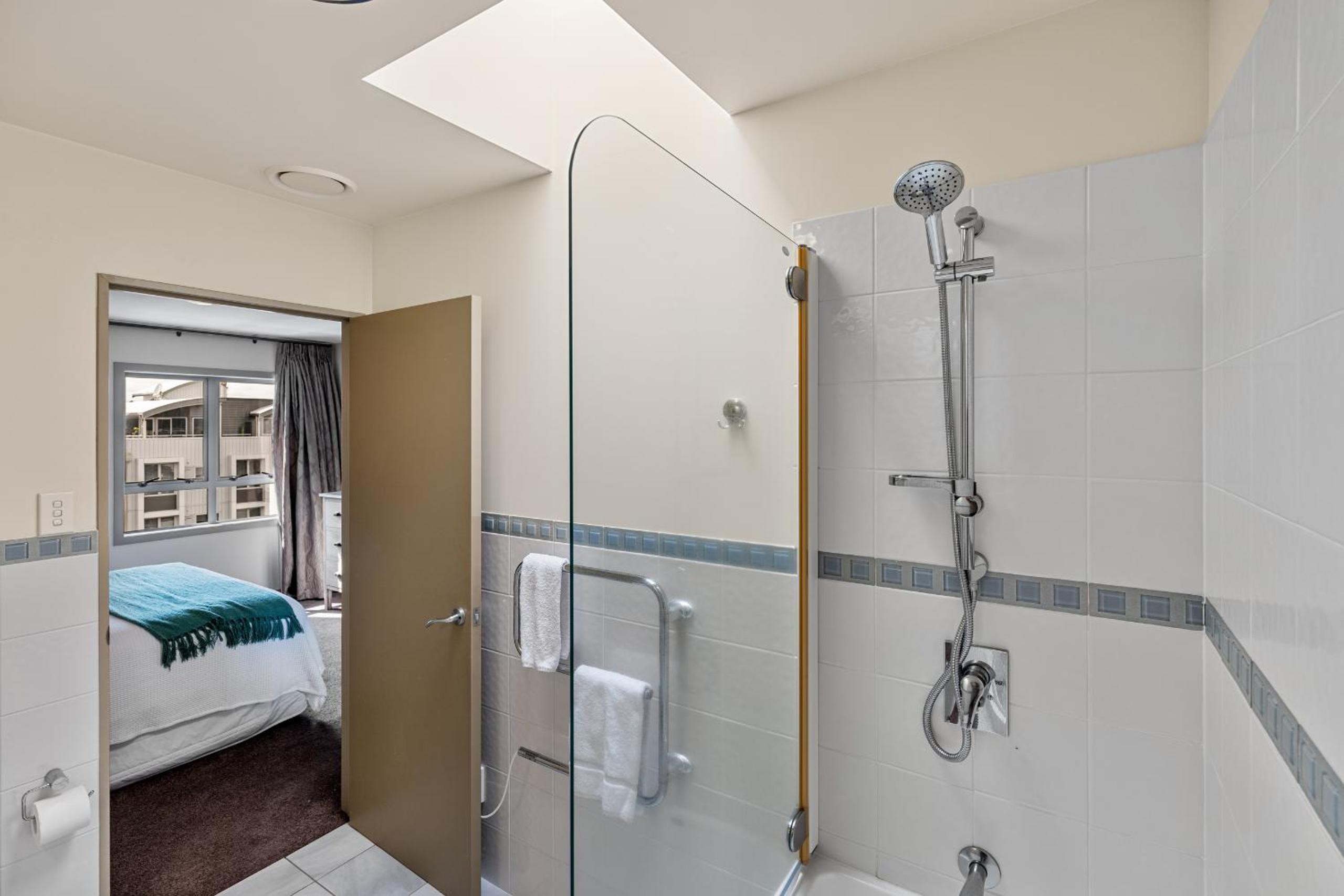 Apartment 407 - Mount Maunganui Apartment view 3
