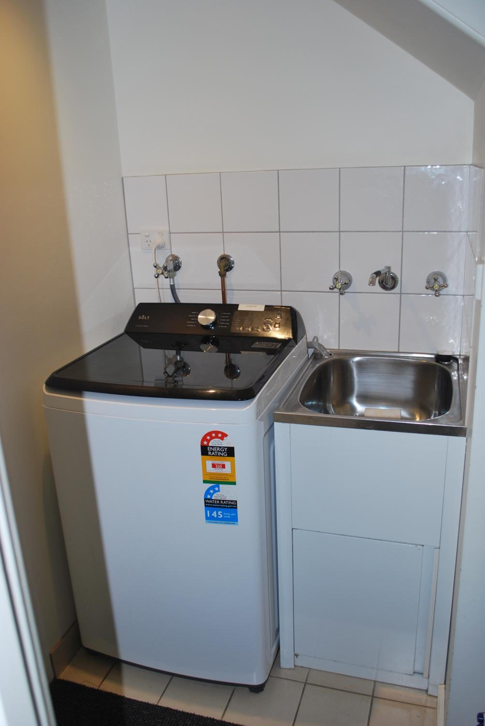 24 Gillies St Apartment