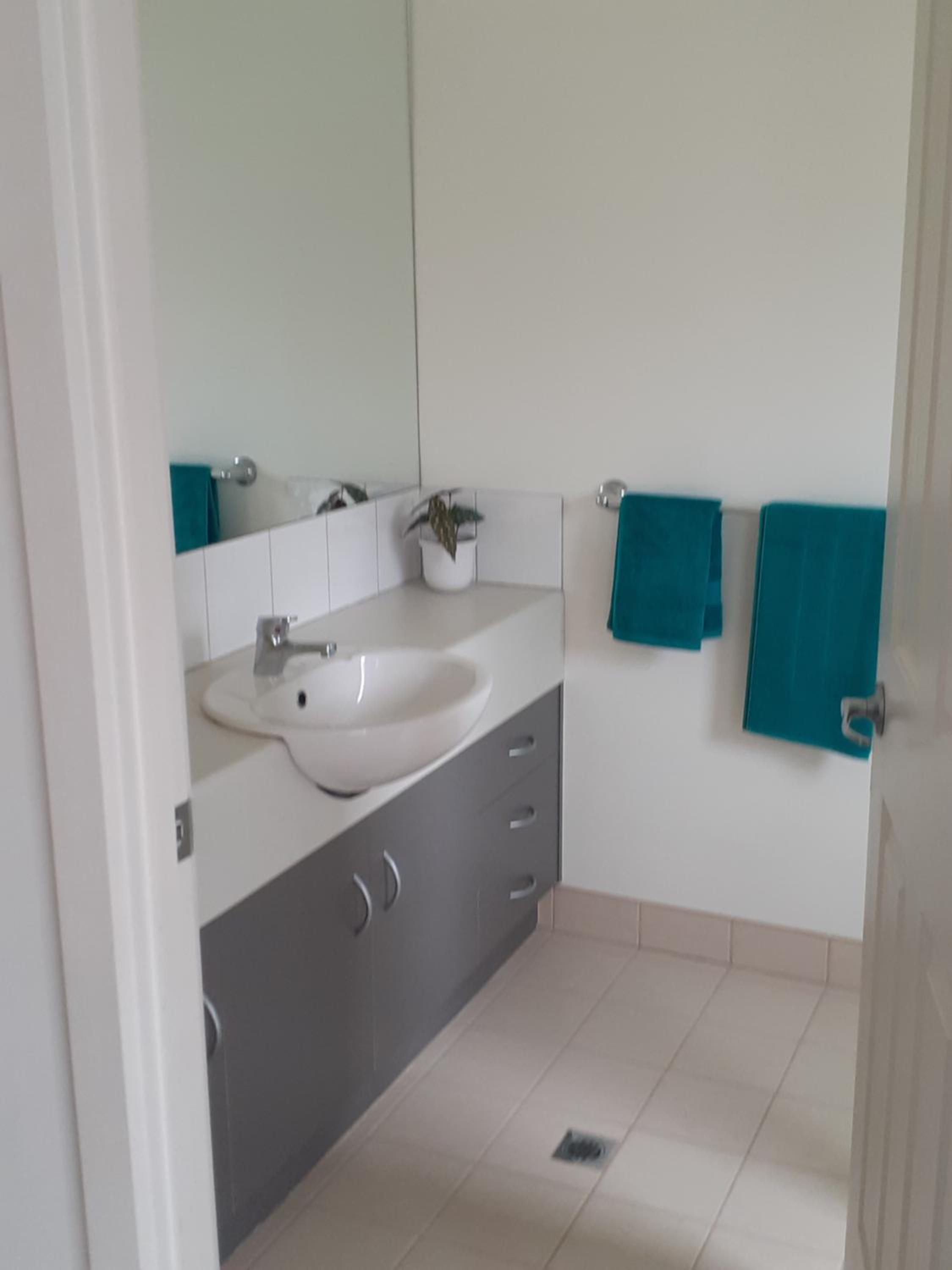 24 Gillies St Apartment