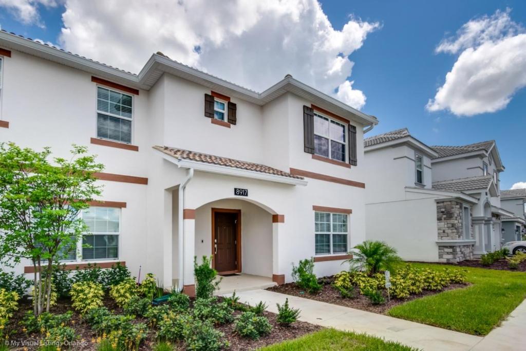 Rosalind Select Vacation Homes kin Disney Area