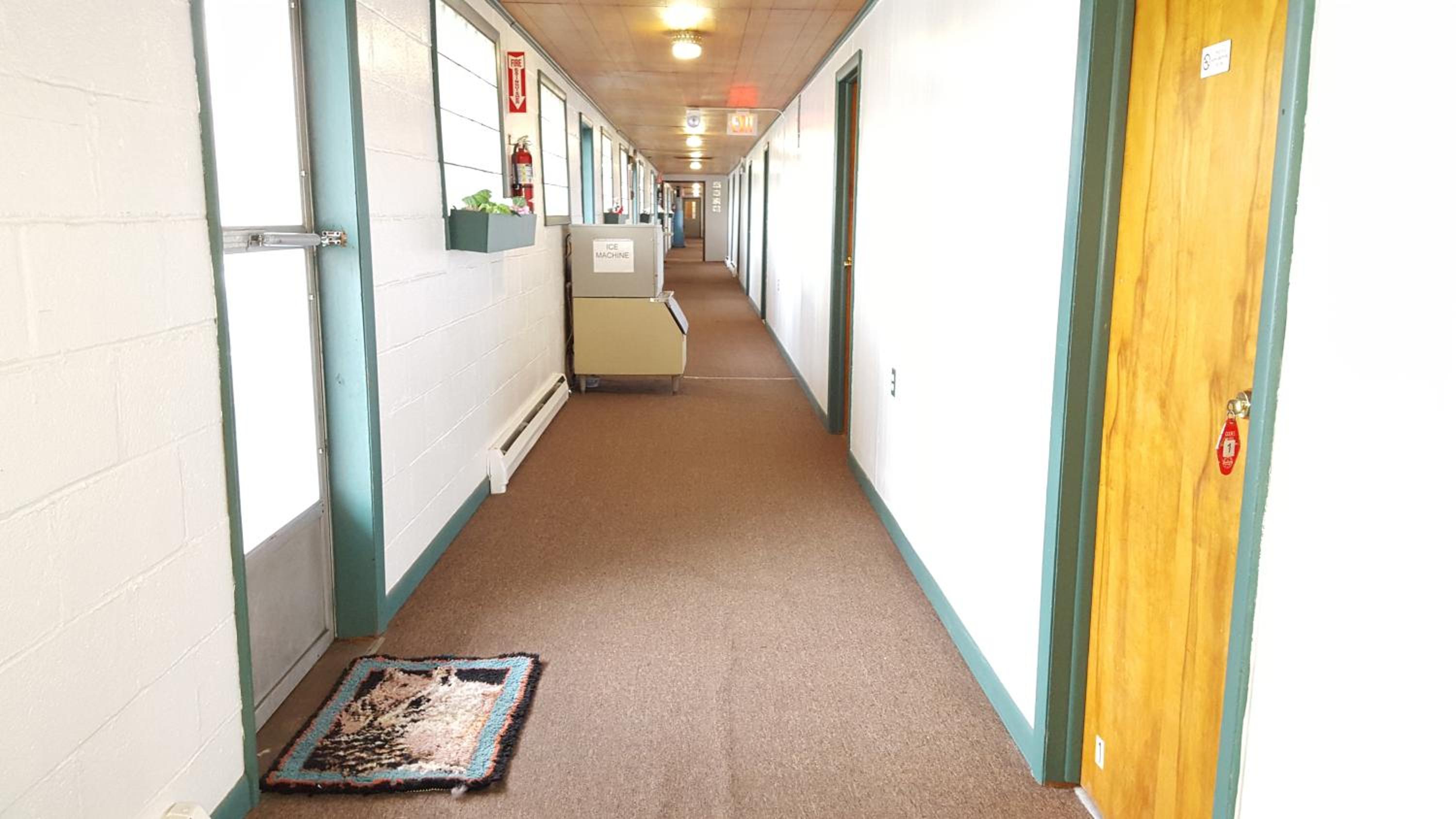 Budget Inn