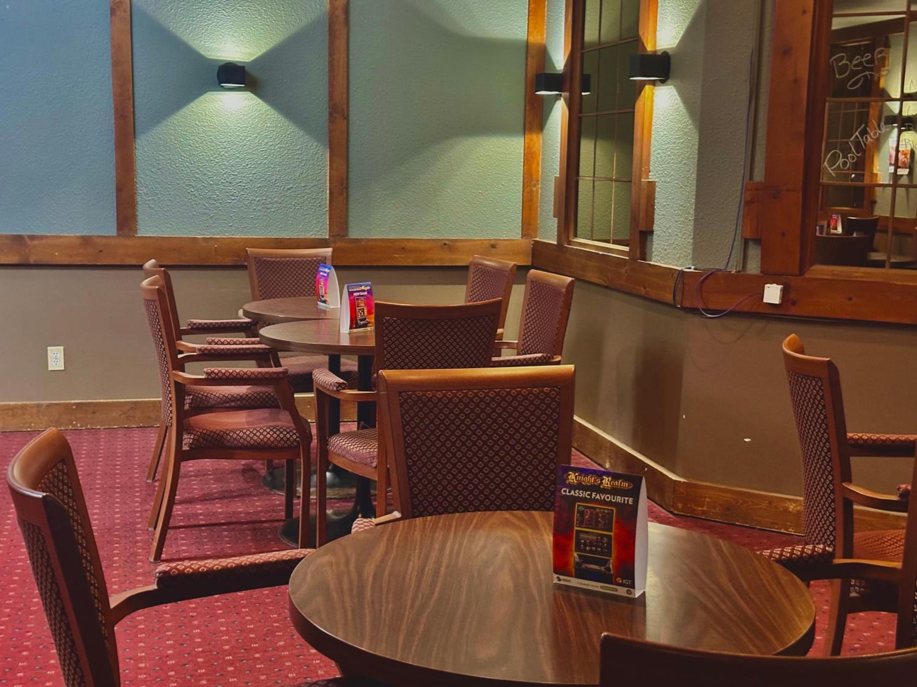 Lacombe Motor Inn