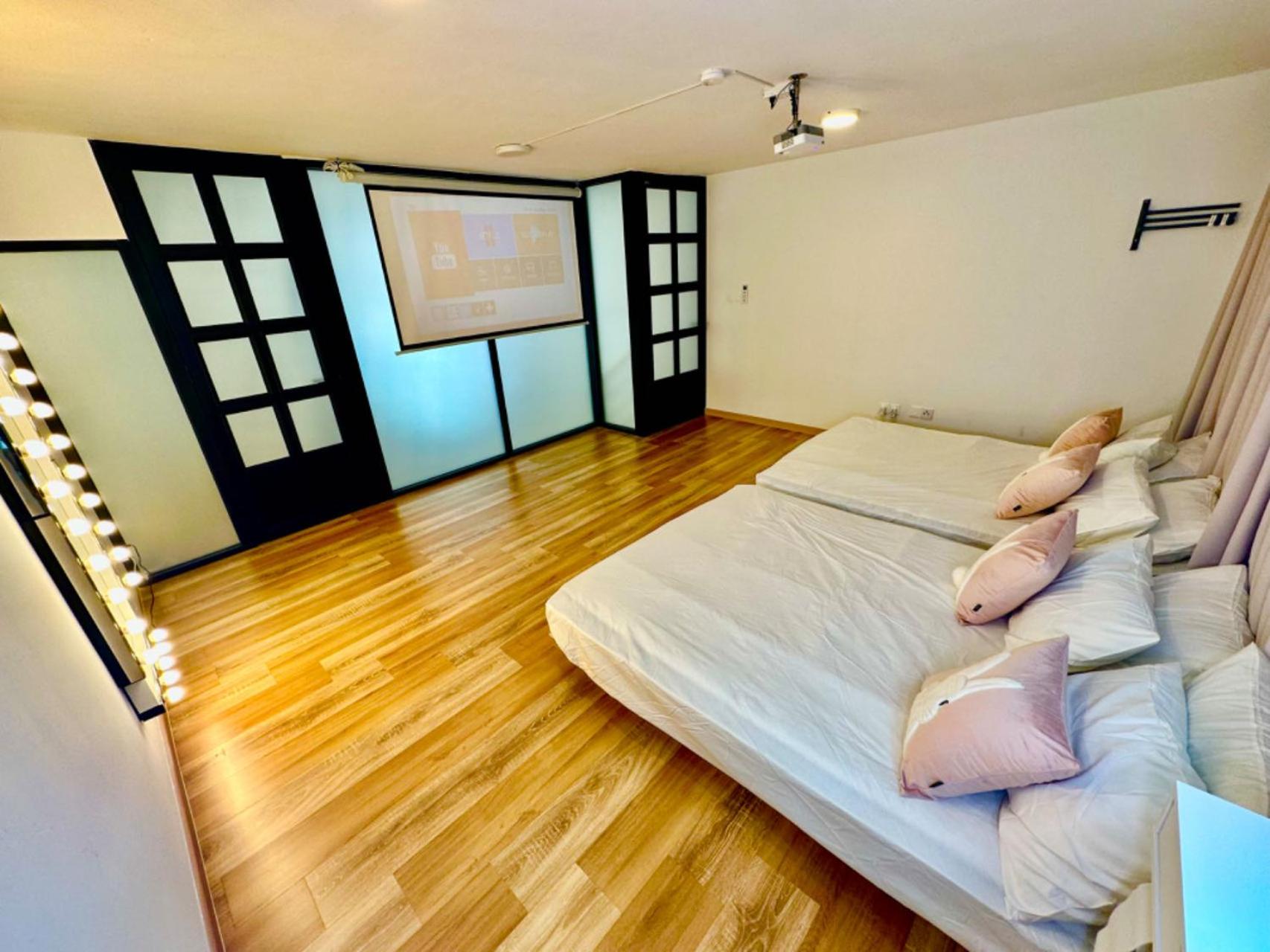 Arte Cheras, Kuala Lumpur 3 Room x 8 pax KLCC Nice View Karaoke with BathTub