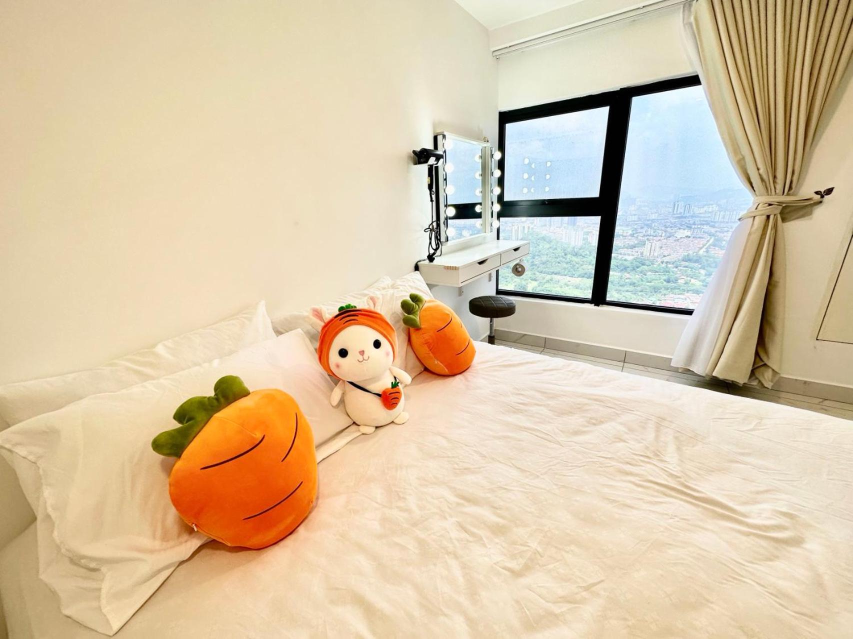 Arte Cheras, Kuala Lumpur 3 Room x 8 pax KLCC Nice View Karaoke with BathTub