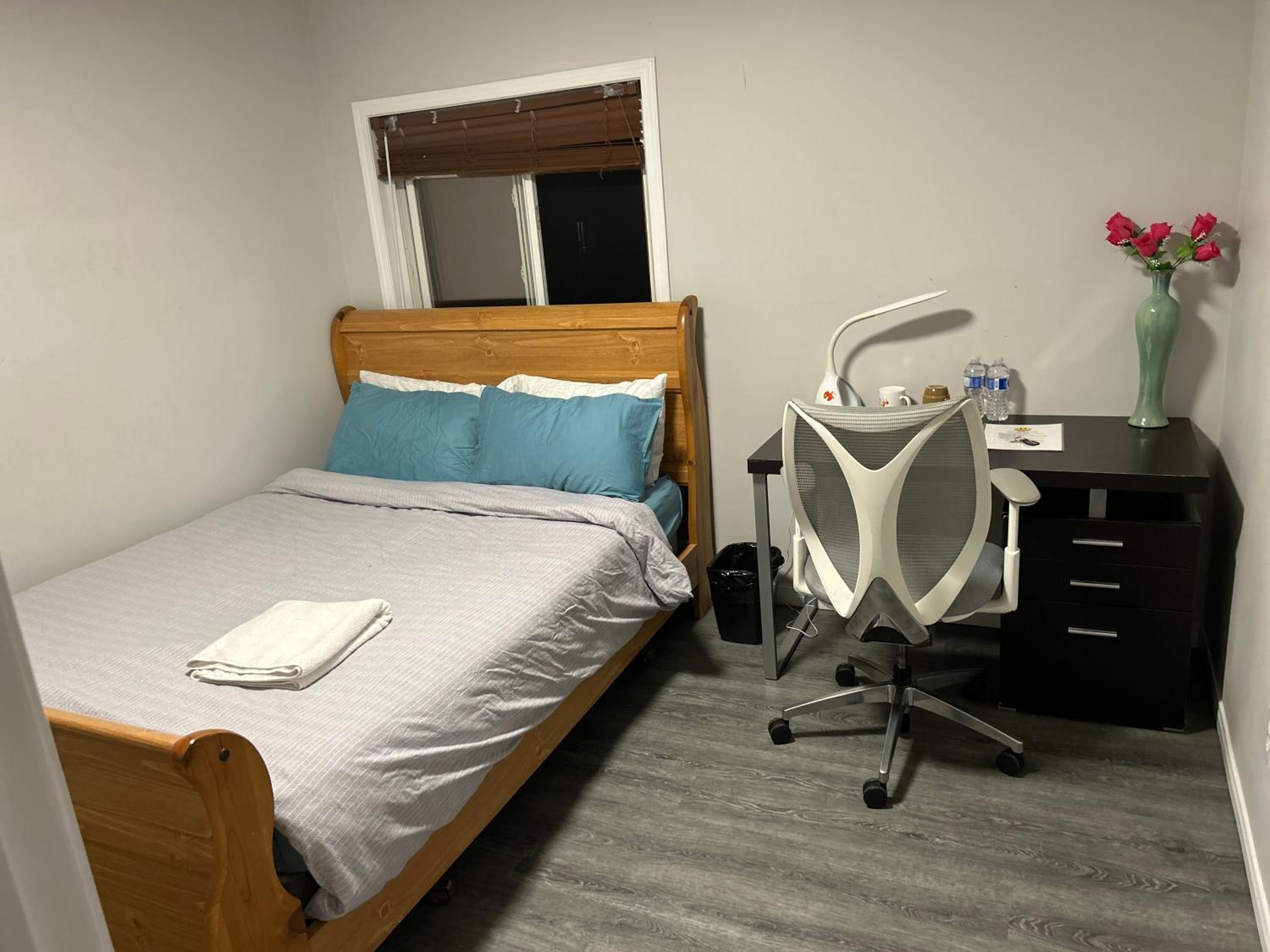 Cozy room D