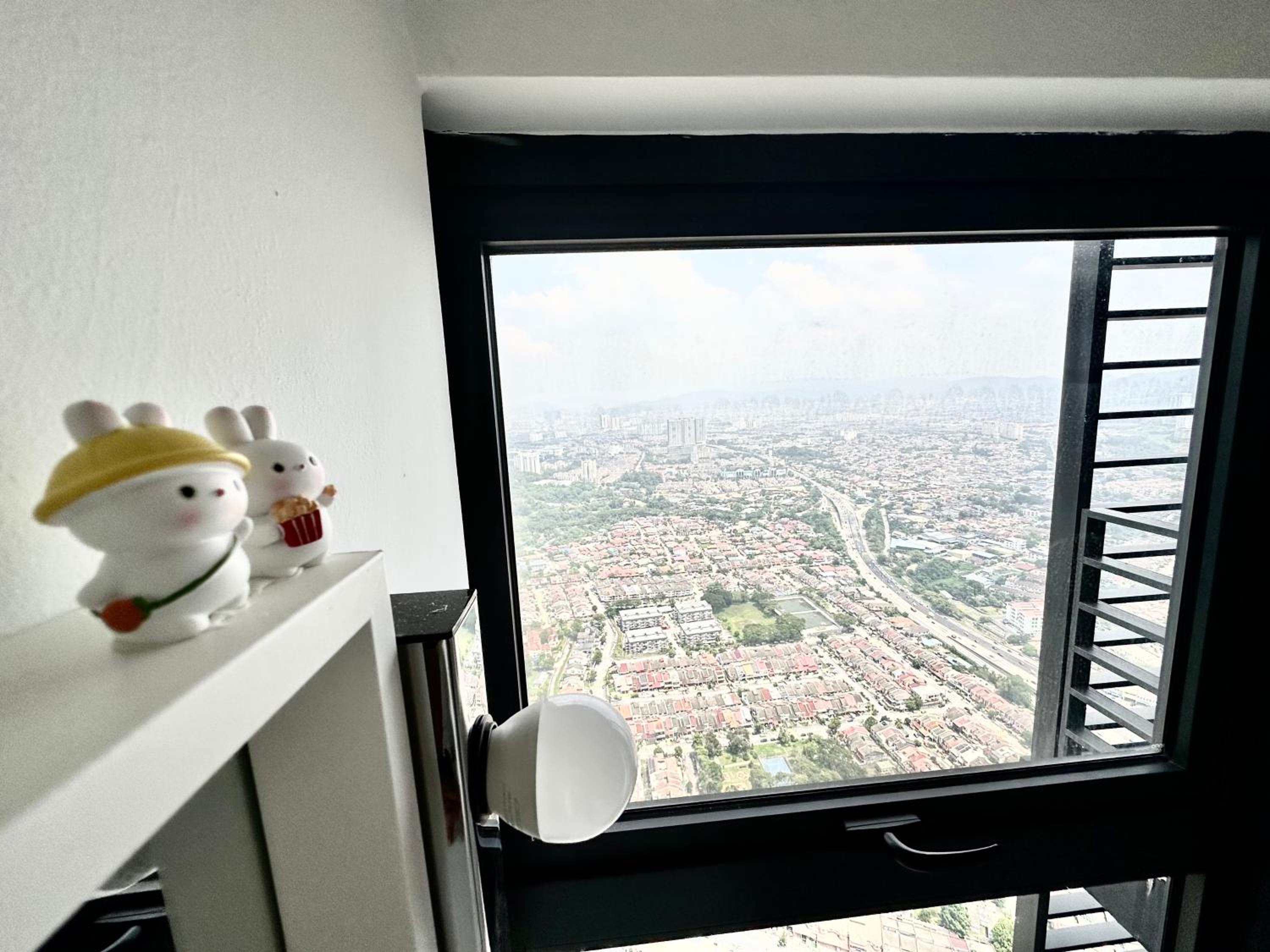 Arte Cheras, Kuala Lumpur 3 Room x 8 pax KLCC Nice View Karaoke with BathTub