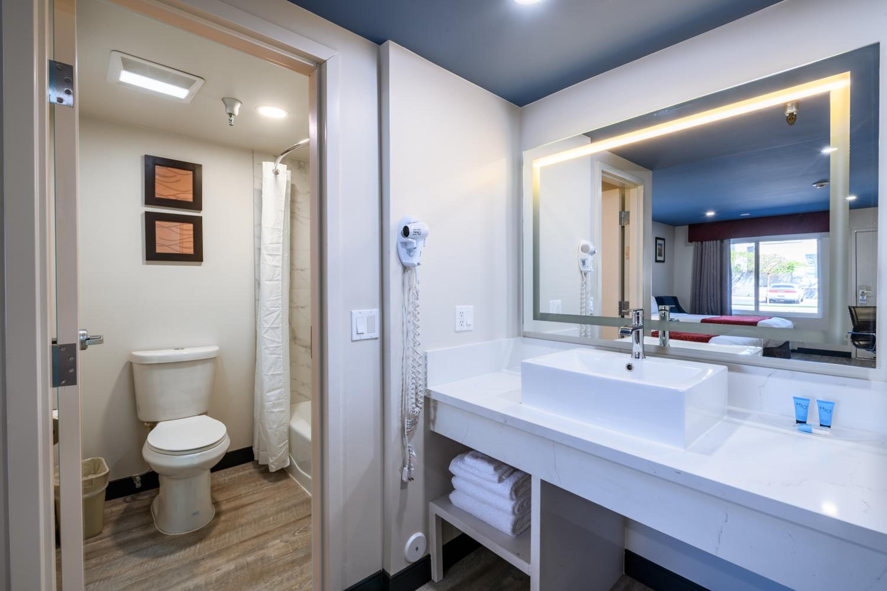 Hyland Inn near Pasadena Civic Center - Property Image 34