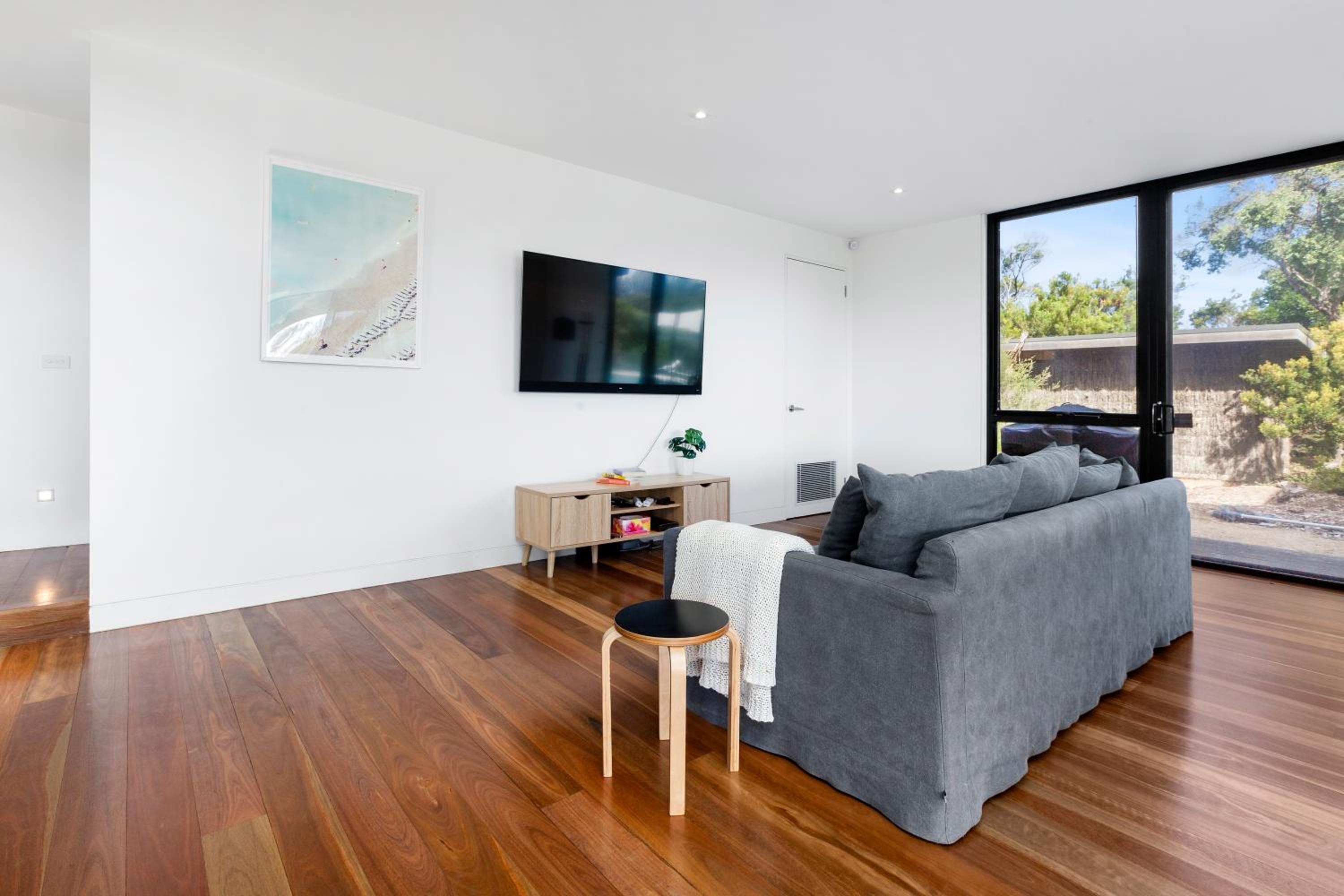 Oceanic – Where Luxury Meets Tranquility