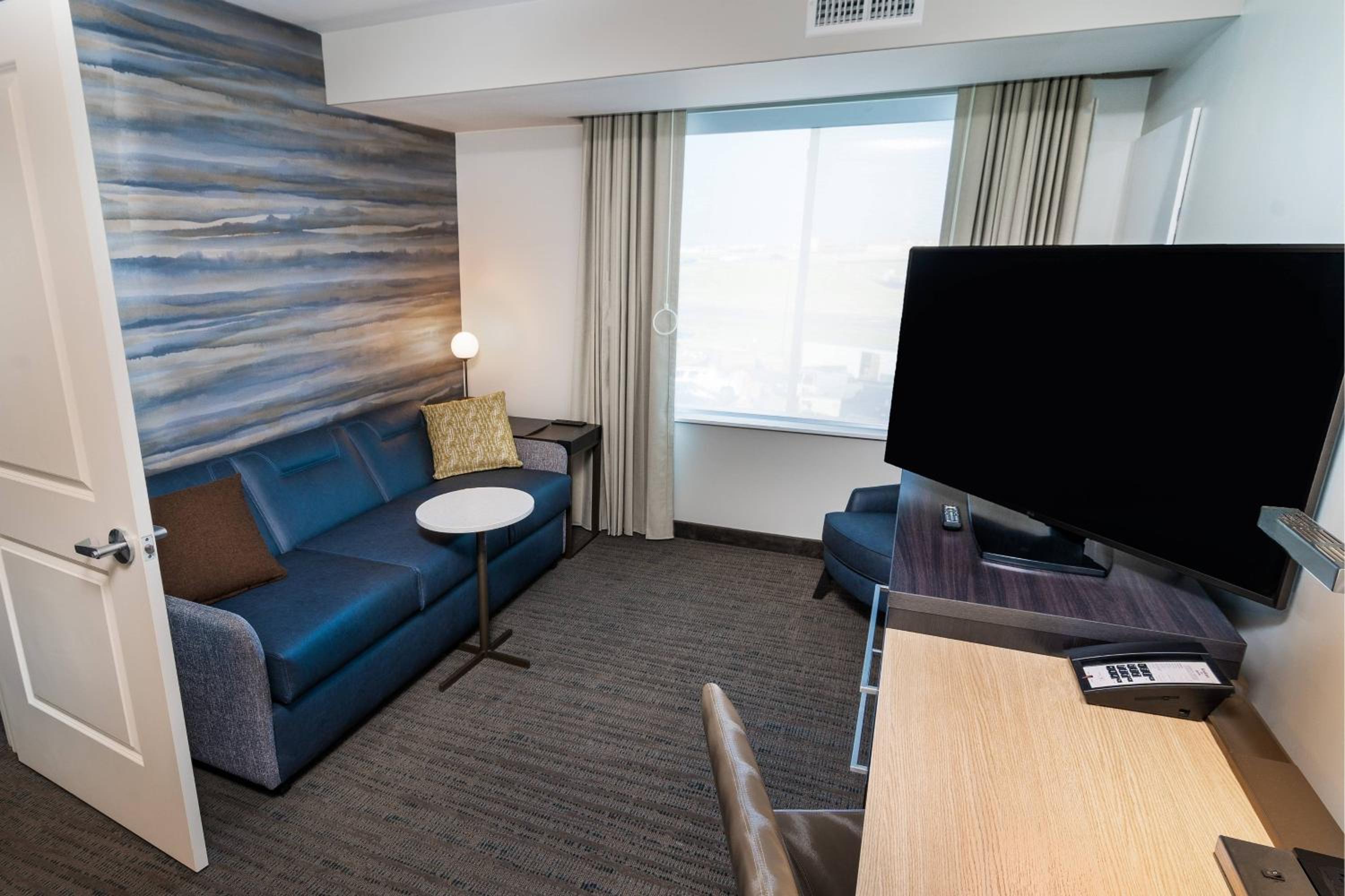 Residence Inn by Marriott Rocklin Roseville - Property Image 3