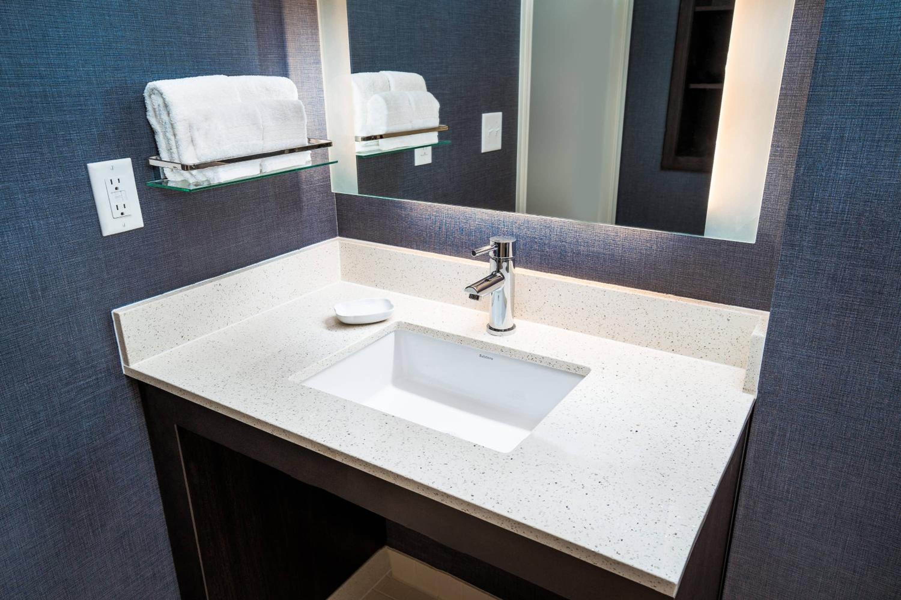 Residence Inn by Marriott Rocklin Roseville - Property Image 9