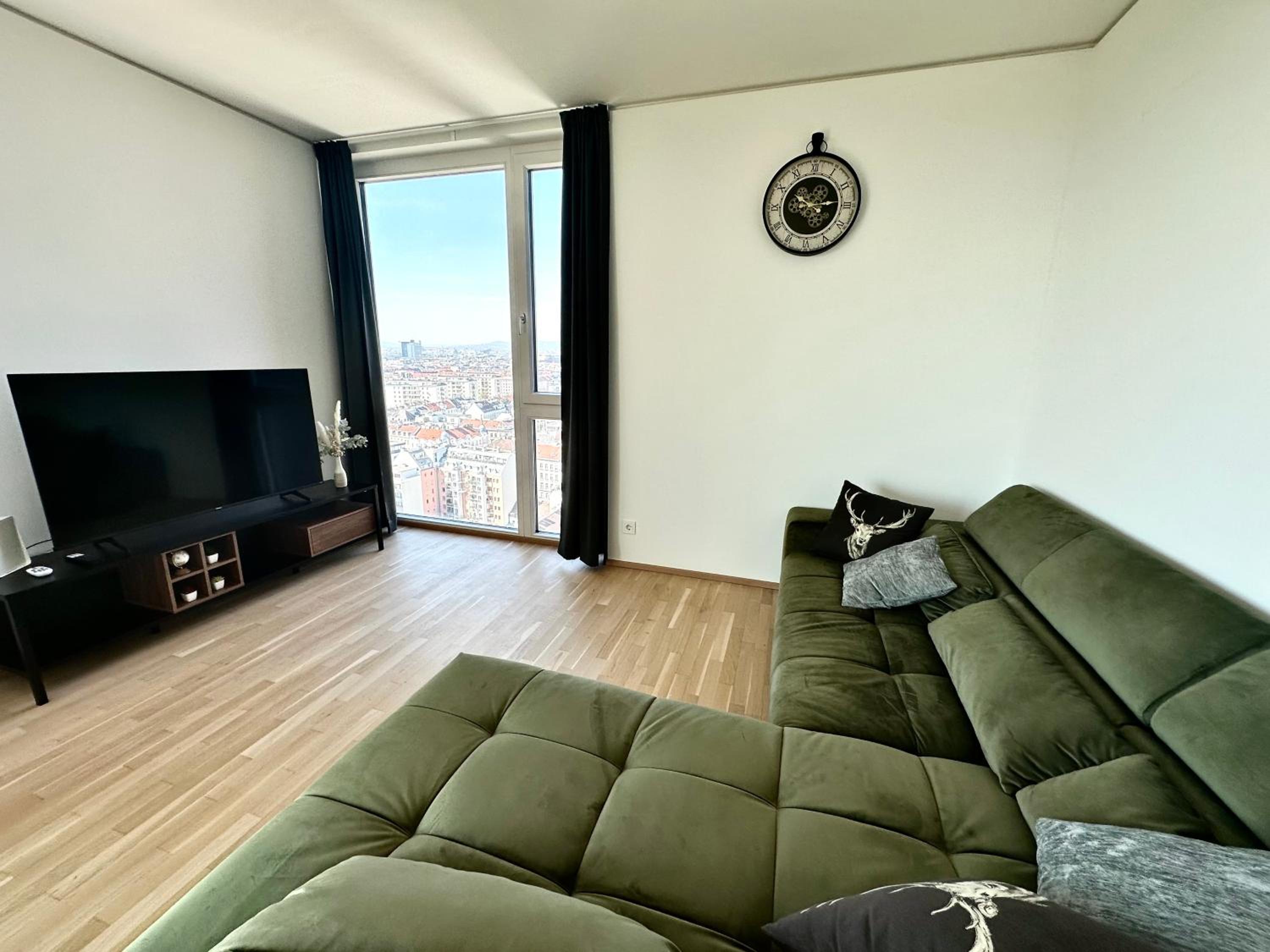 PANORAMA SKY Apartment I Rooftop Pool I Metro station